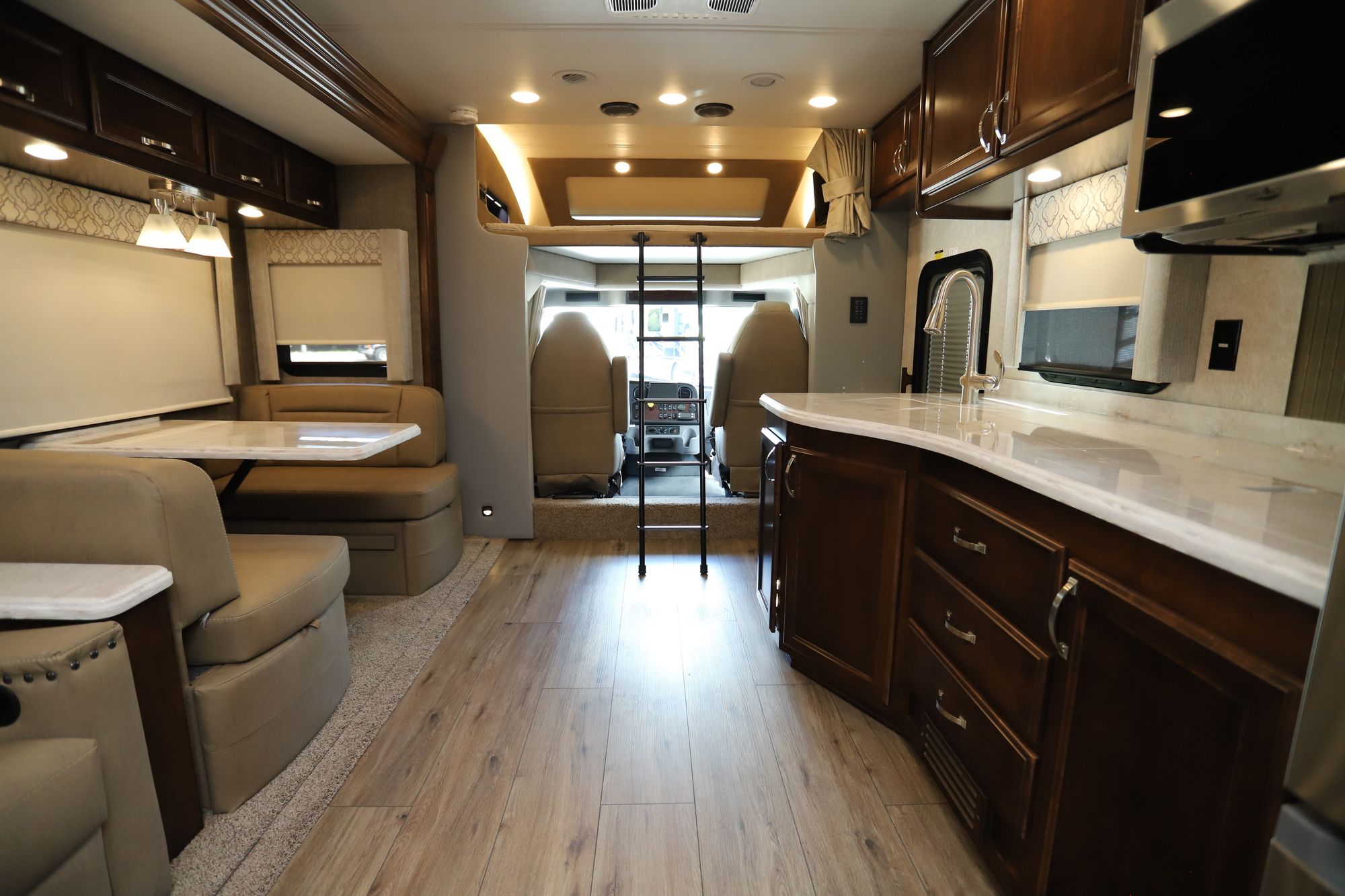 New 2022 Renegade Rv Verona 40VRB Super C  For Sale