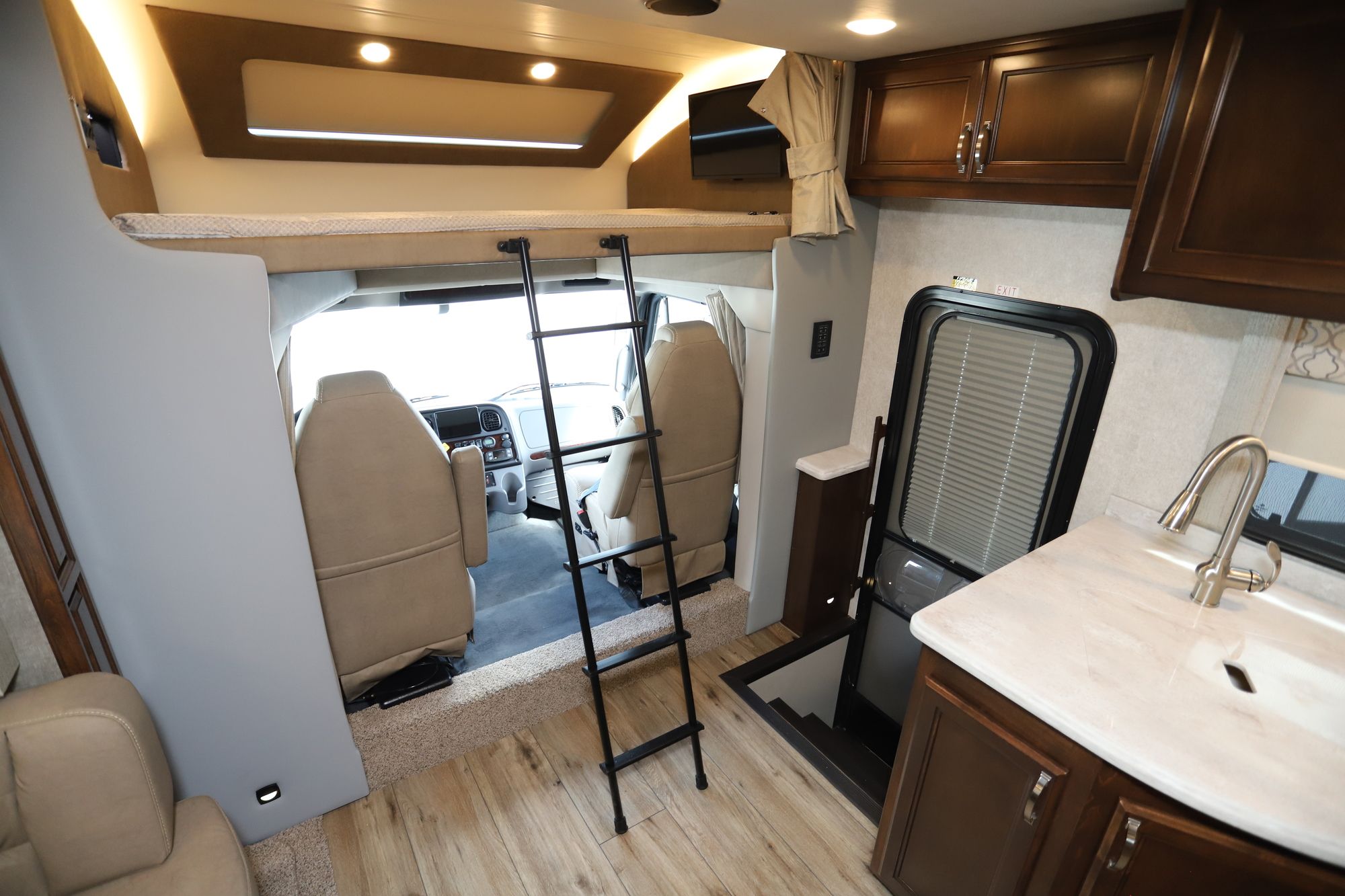 New 2022 Renegade Rv Verona 40VRB Super C  For Sale