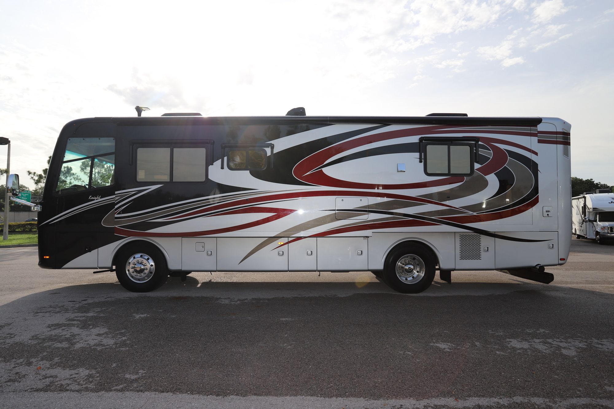 Used 2012 Monaco Knight 36PFT Class A  For Sale