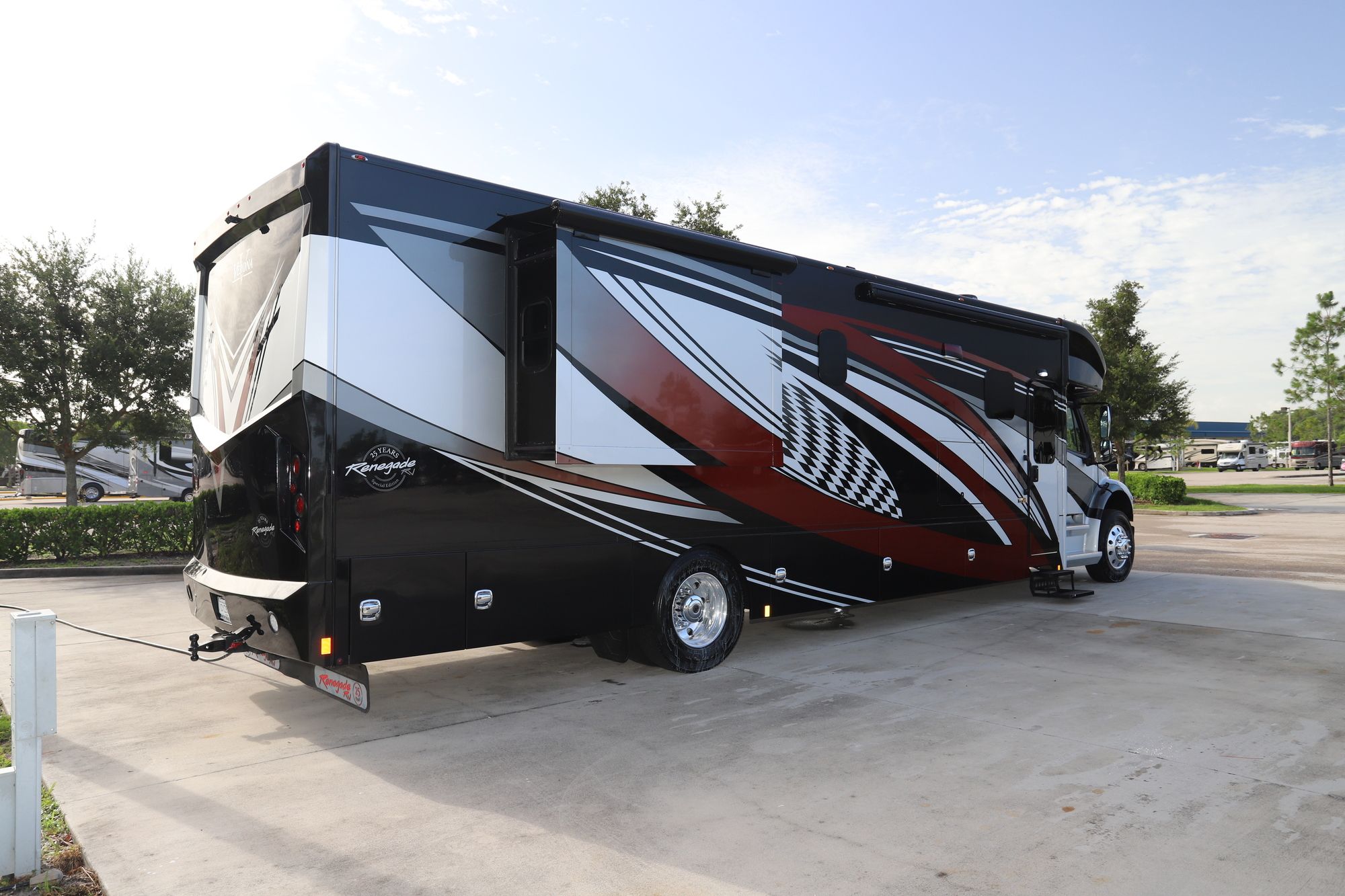 New 2021 Renegade Rv Verona 40VRB Super C  For Sale