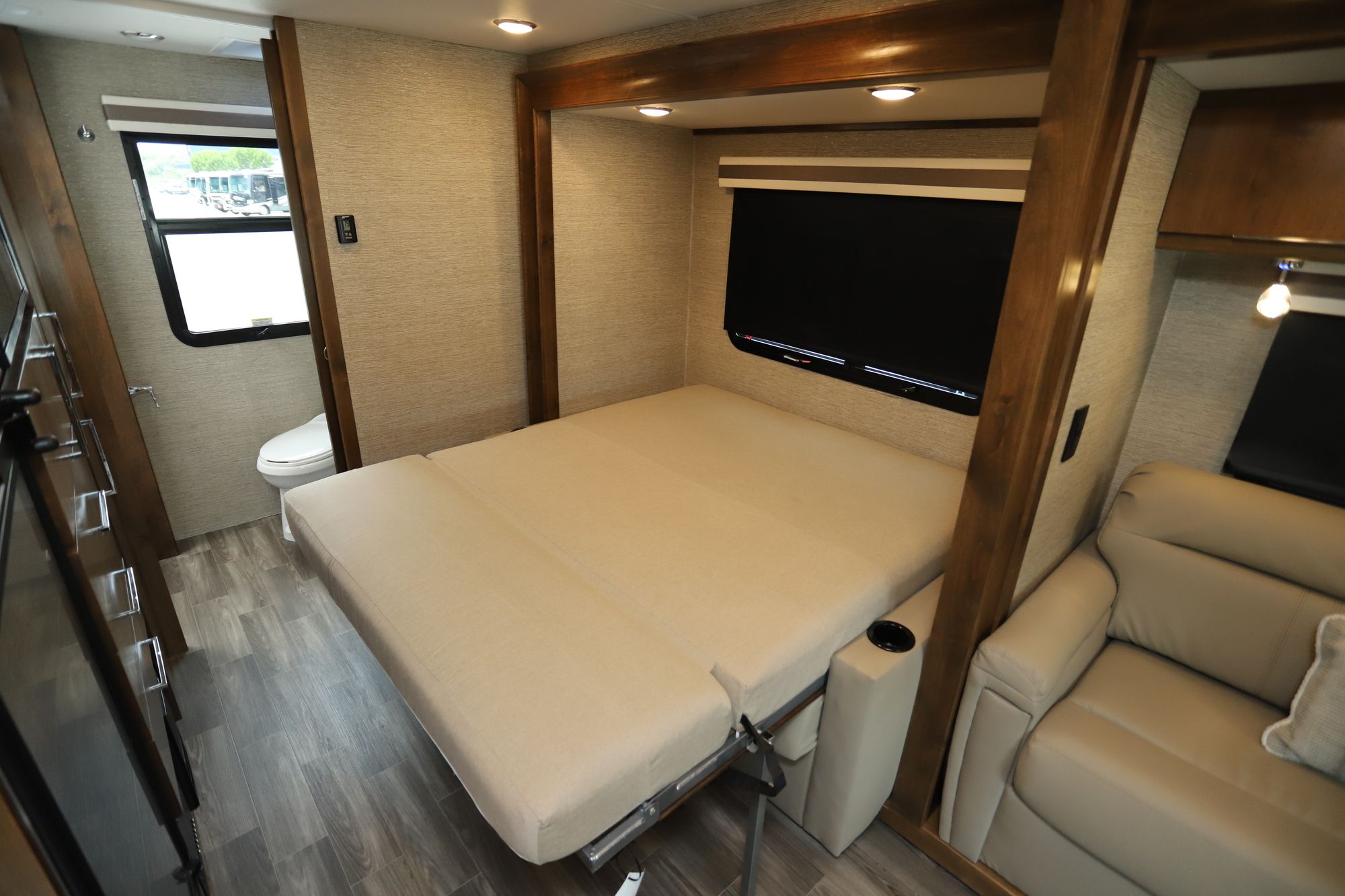 Used 2020 Tiffin Motor Homes Wayfarer 25RW Class C  For Sale