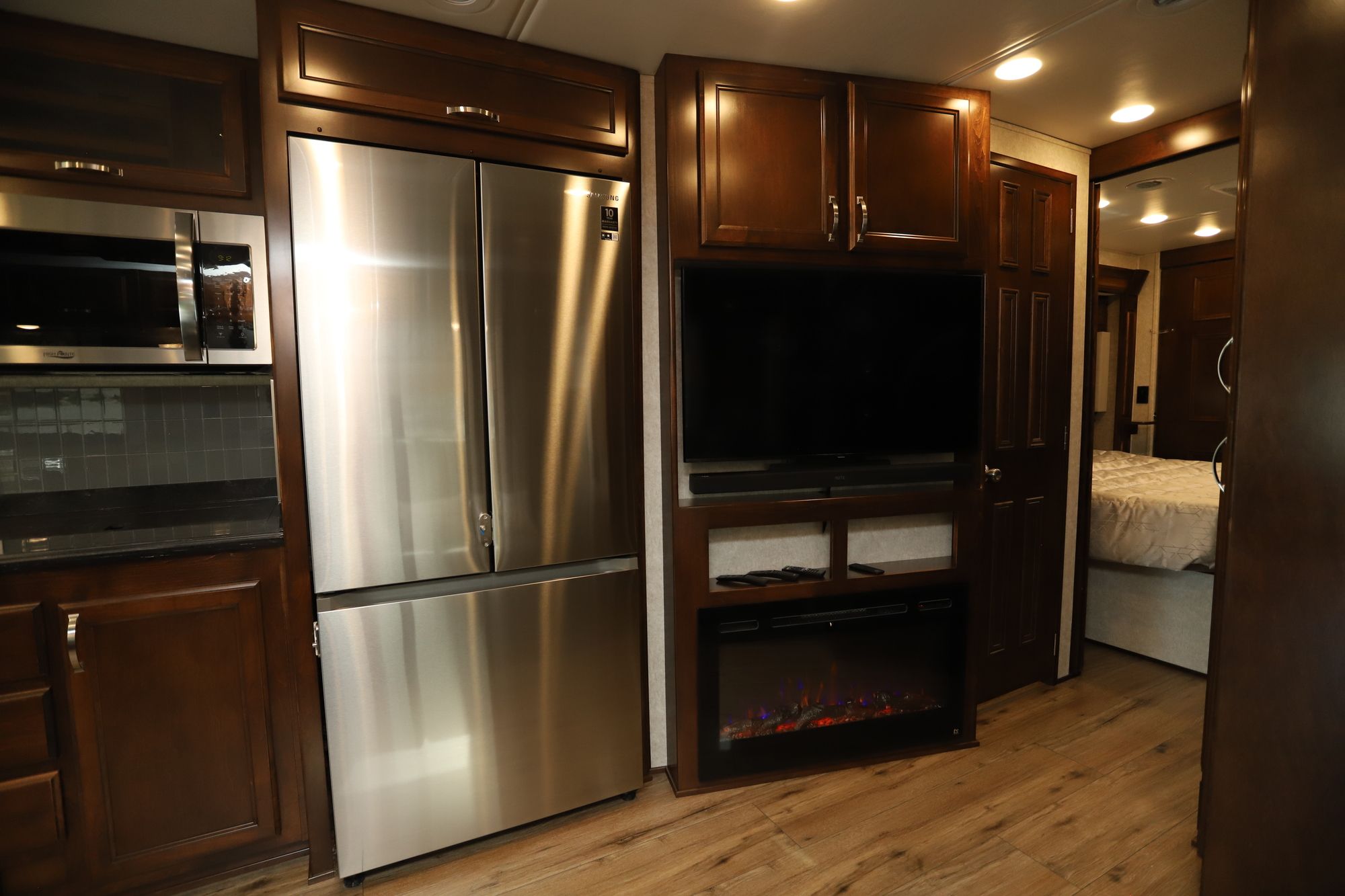 New 2021 Renegade Rv Verona 40VRB Super C  For Sale