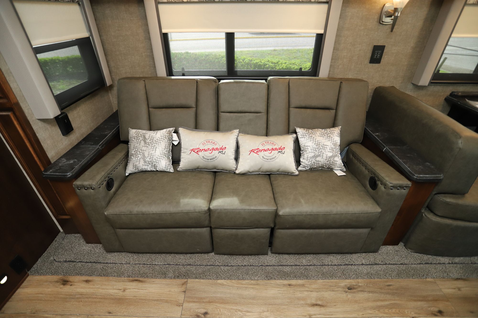 New 2021 Renegade Rv Verona 40VRB Super C  For Sale