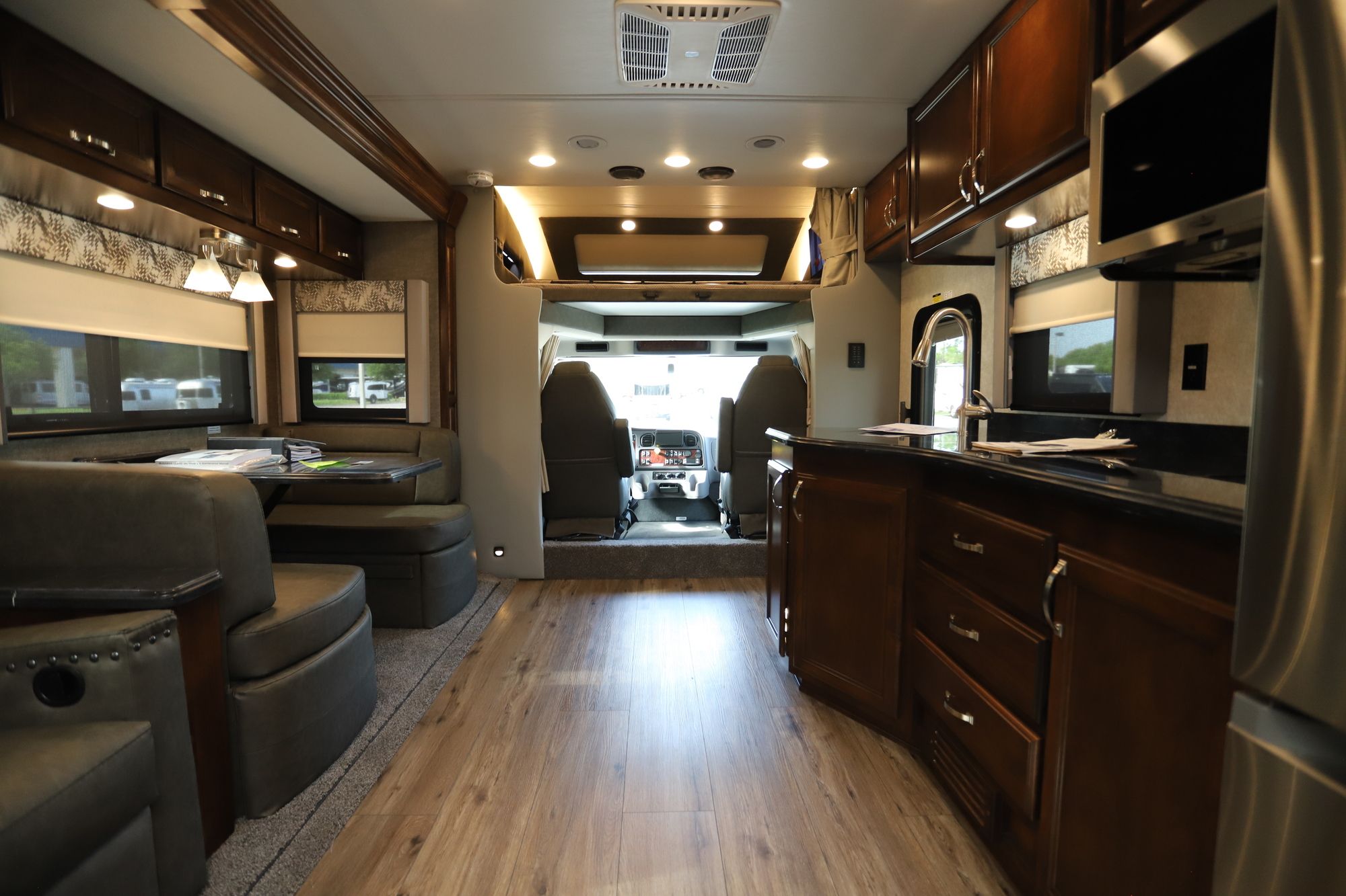 New 2021 Renegade Rv Verona 40VRB Super C  For Sale