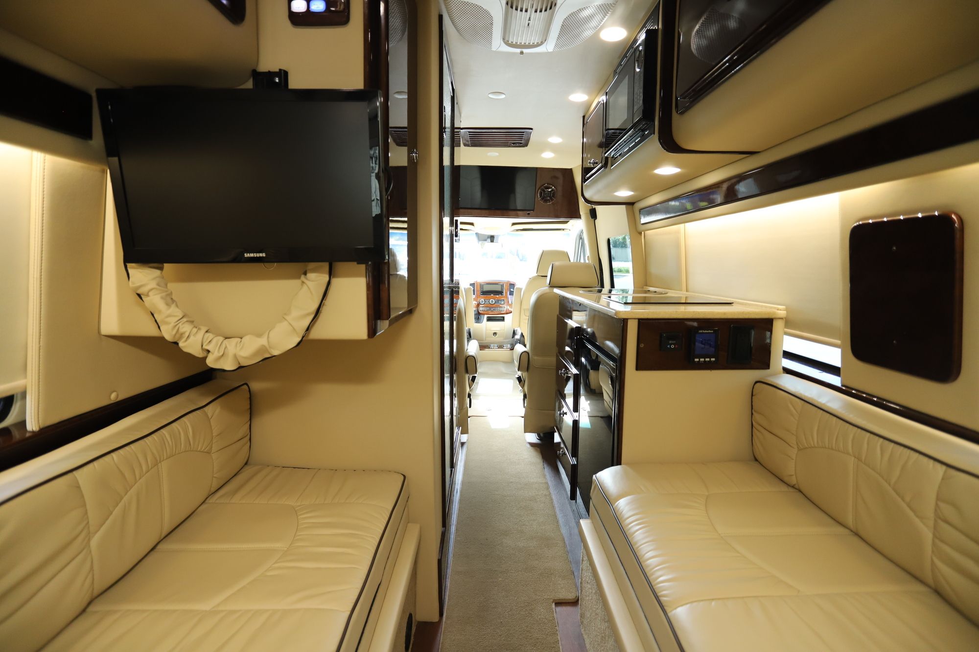 Used 2018 Midwest Weekender 3500 Class B  For Sale