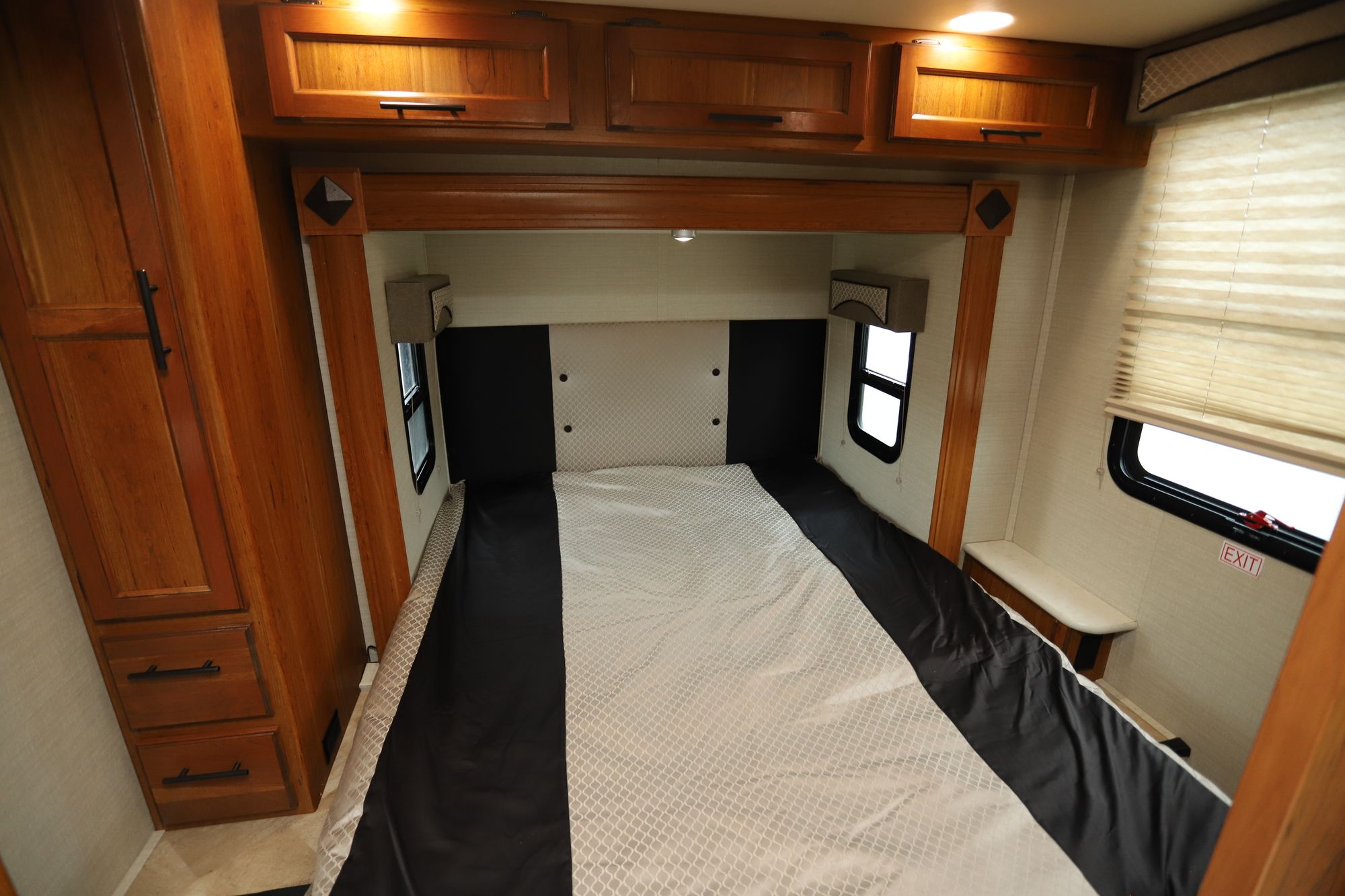 Used 2017 Jayco Melbourne 24K Class C  For Sale