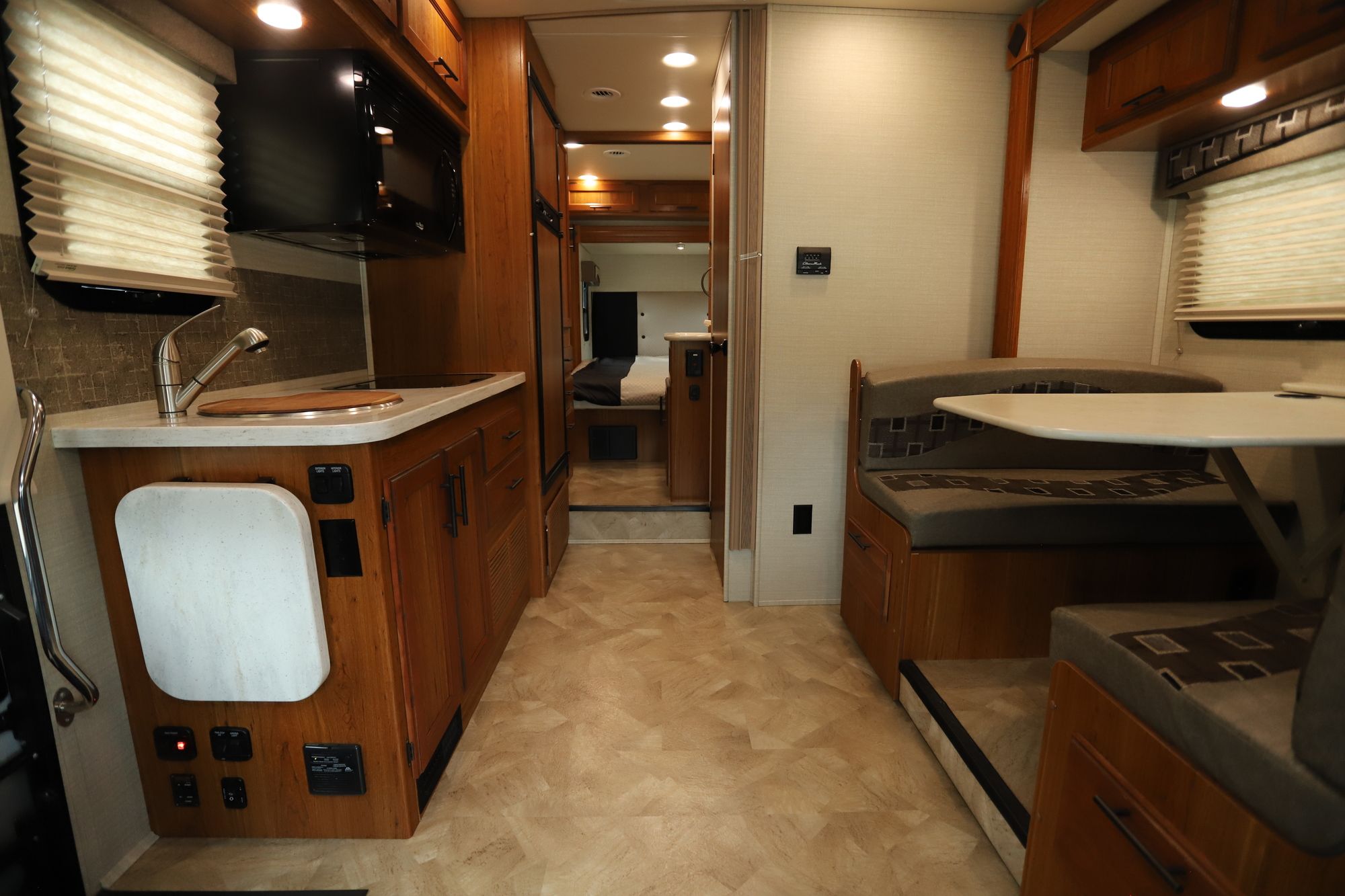 Used 2017 Jayco Melbourne 24K Class C  For Sale