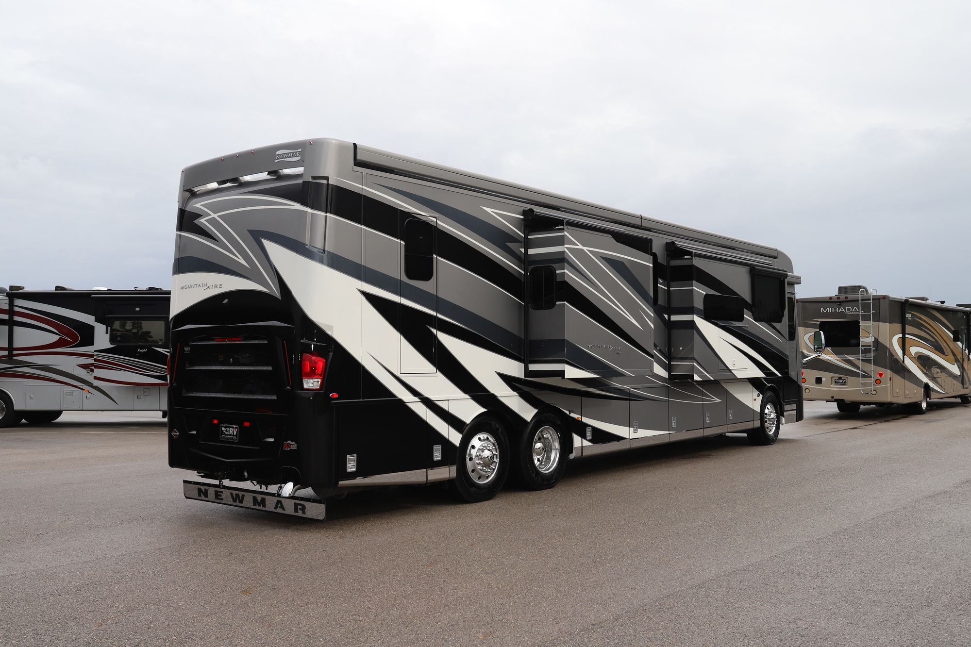 New 2021 Newmar Mountain Aire 4551 Class A  For Sale