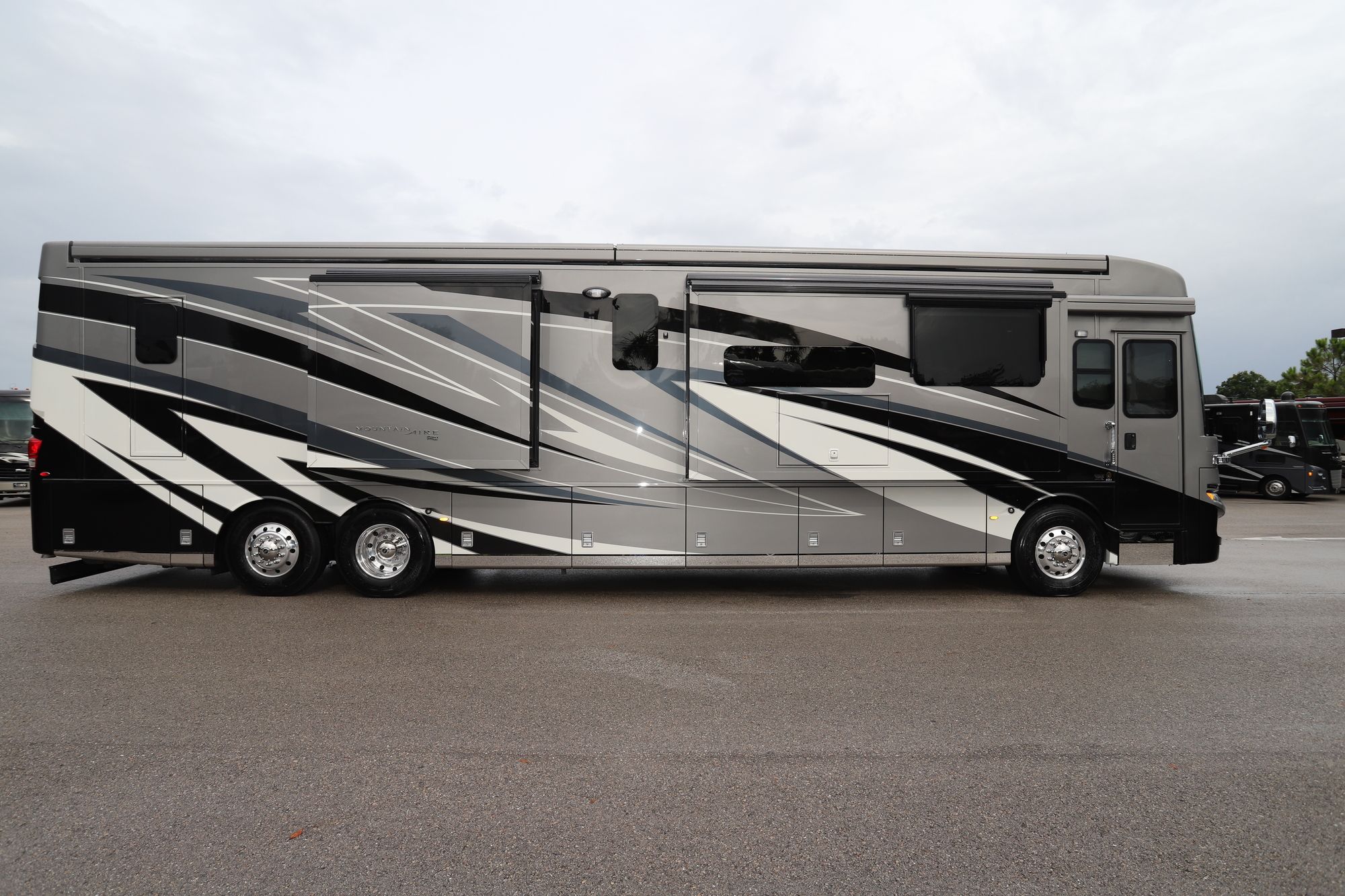 New 2021 Newmar Mountain Aire 4551 Class A  For Sale