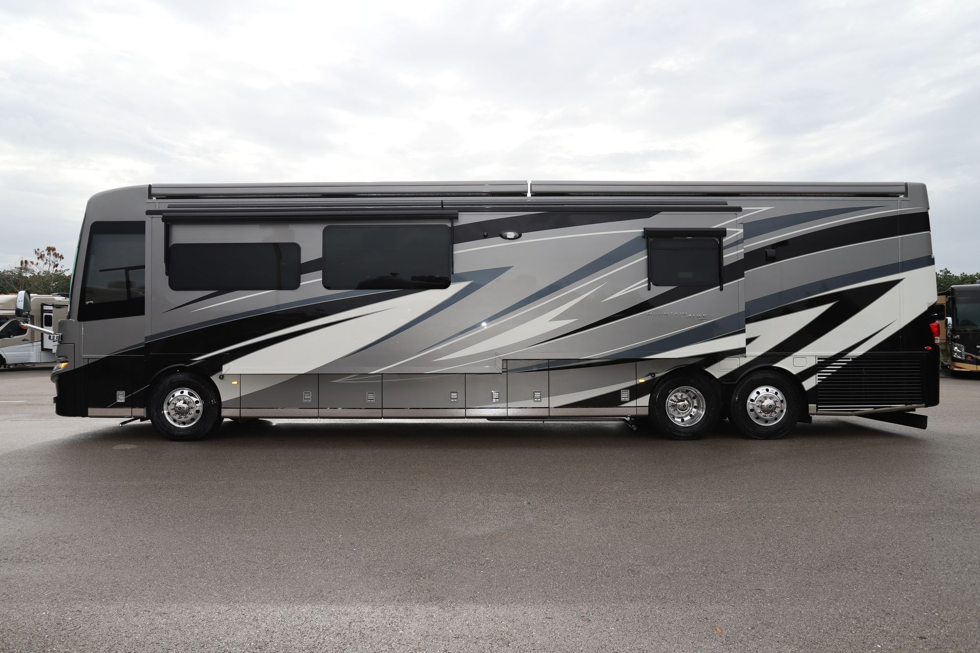 New 2021 Newmar Mountain Aire 4551 Class A  For Sale