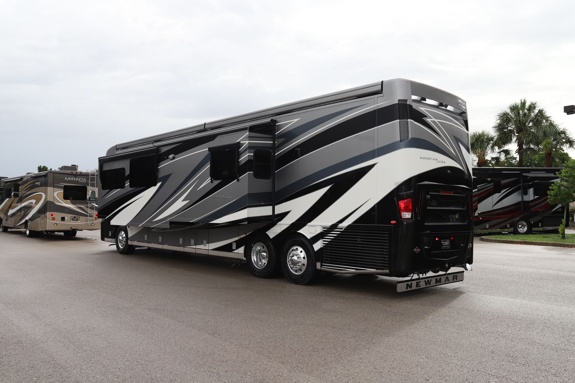 New 2021 Newmar Mountain Aire 4551 Class A  For Sale