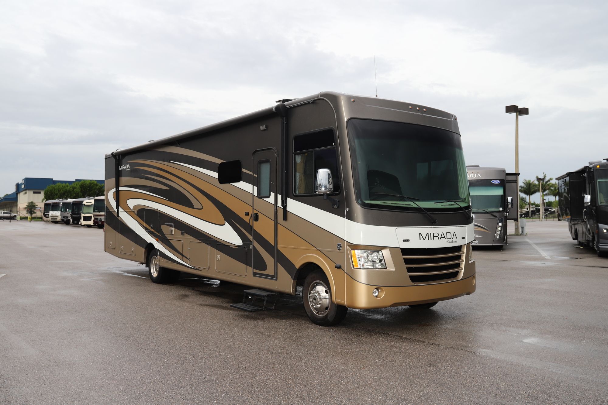 Used 2016 Coachmen Mirada 35KB Class A  For Sale