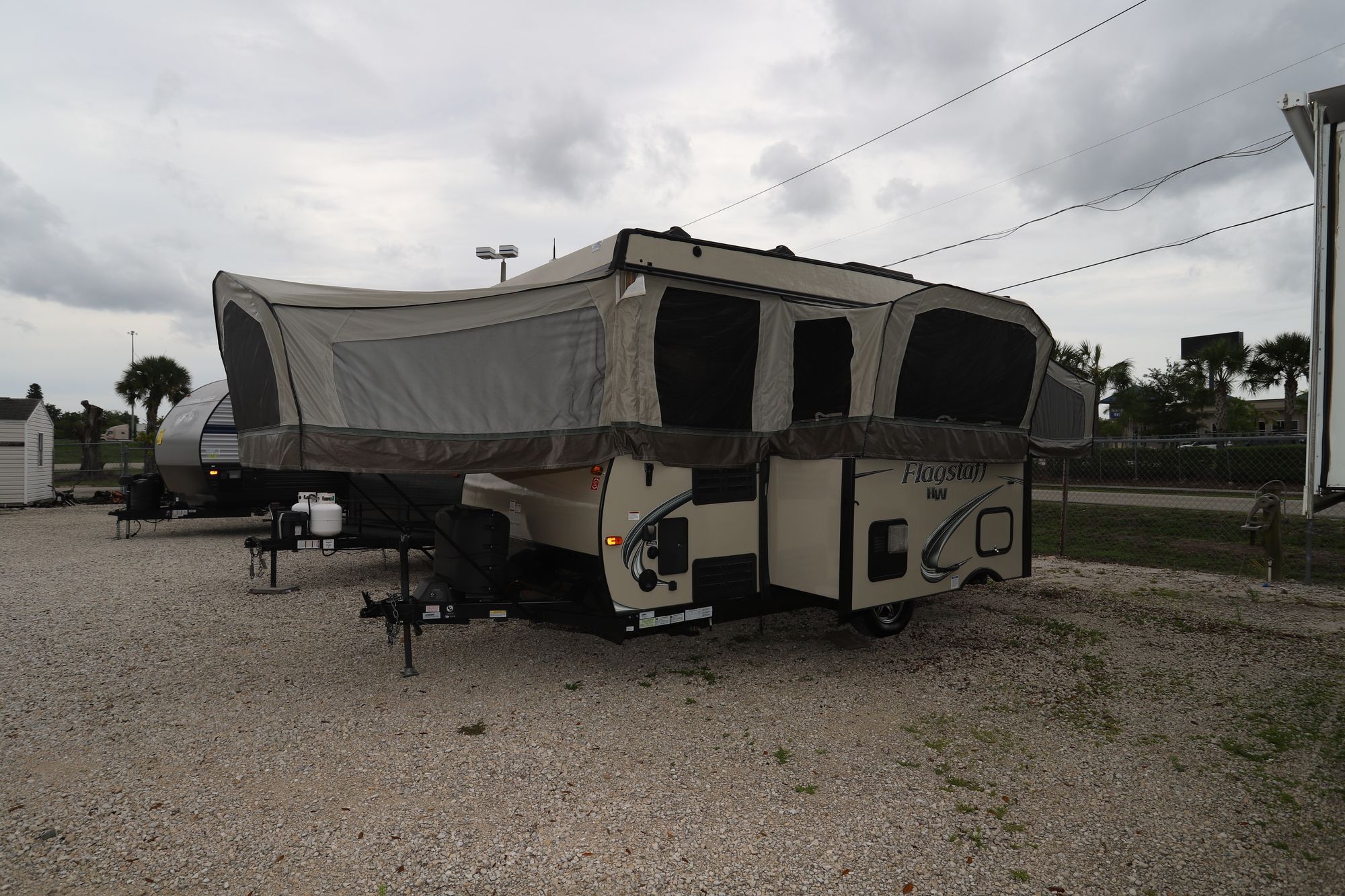 Used 2018 Forest River Flagstaff 27KS-HW Tent Camper  For Sale