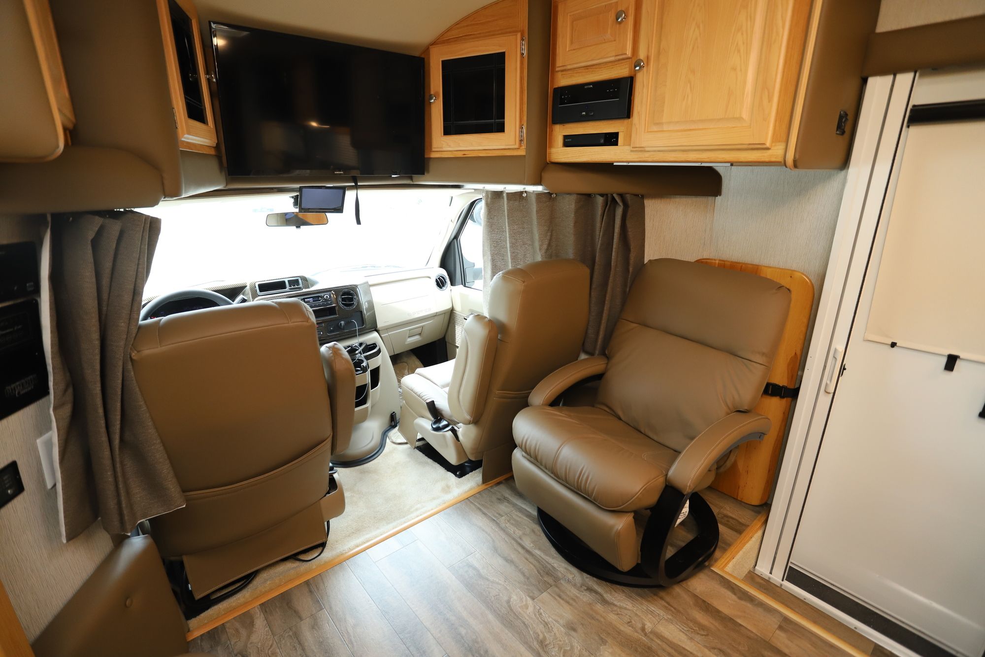 Used 2021 Phoenix Cruiser 2351D Class C  For Sale