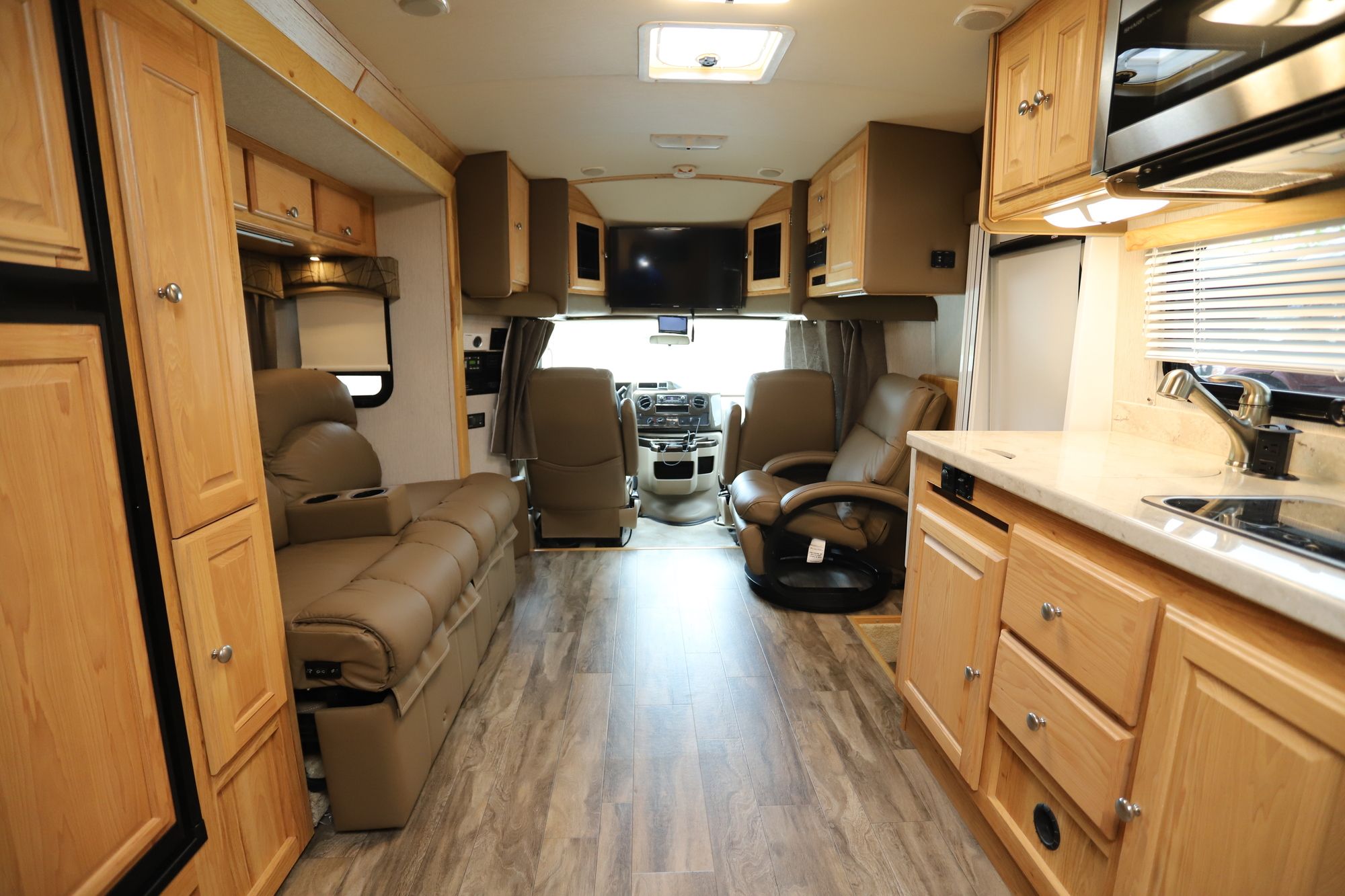 Used 2021 Phoenix Cruiser 2351D Class C  For Sale