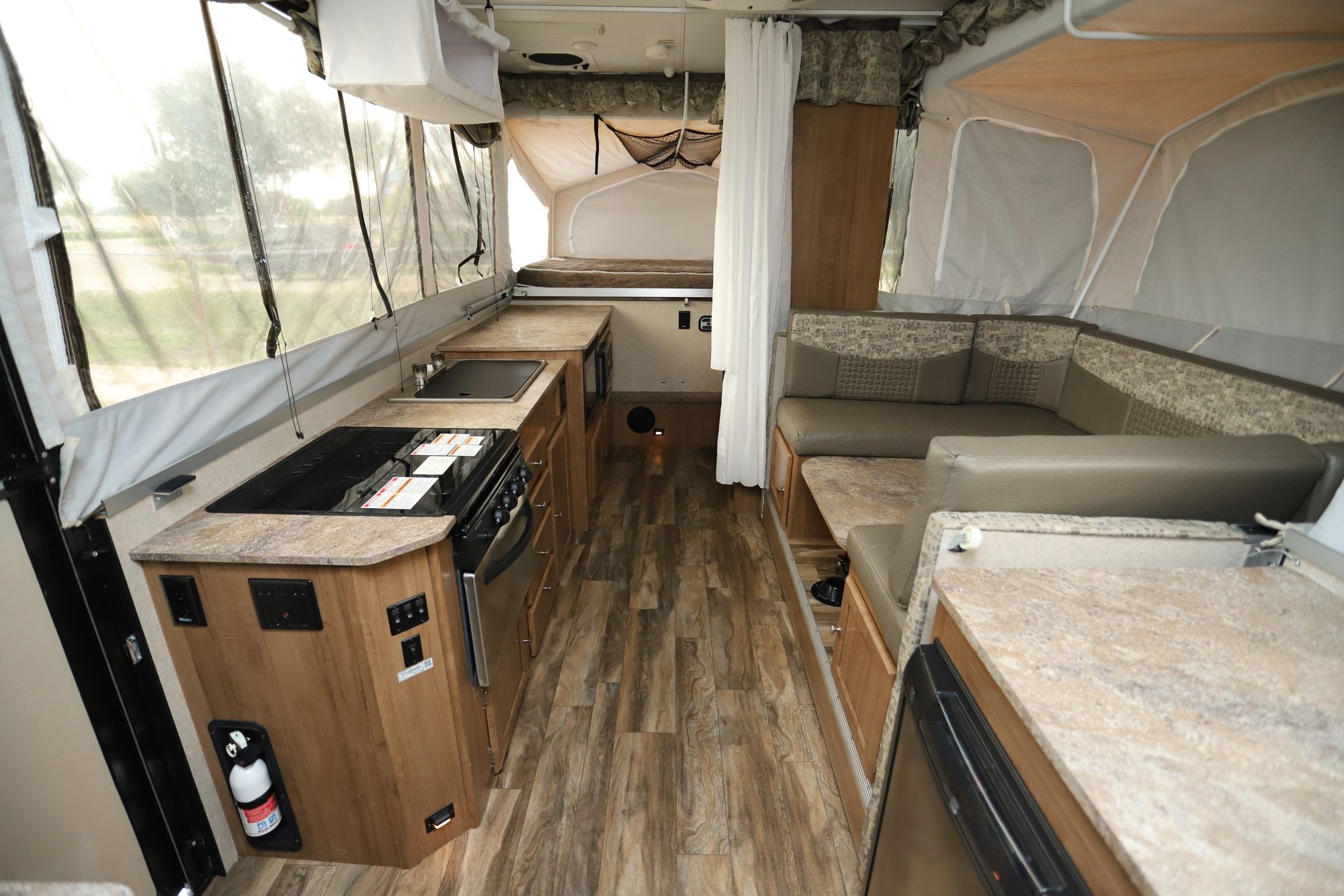 Used 2018 Forest River Flagstaff 27KS-HW Tent Camper  For Sale