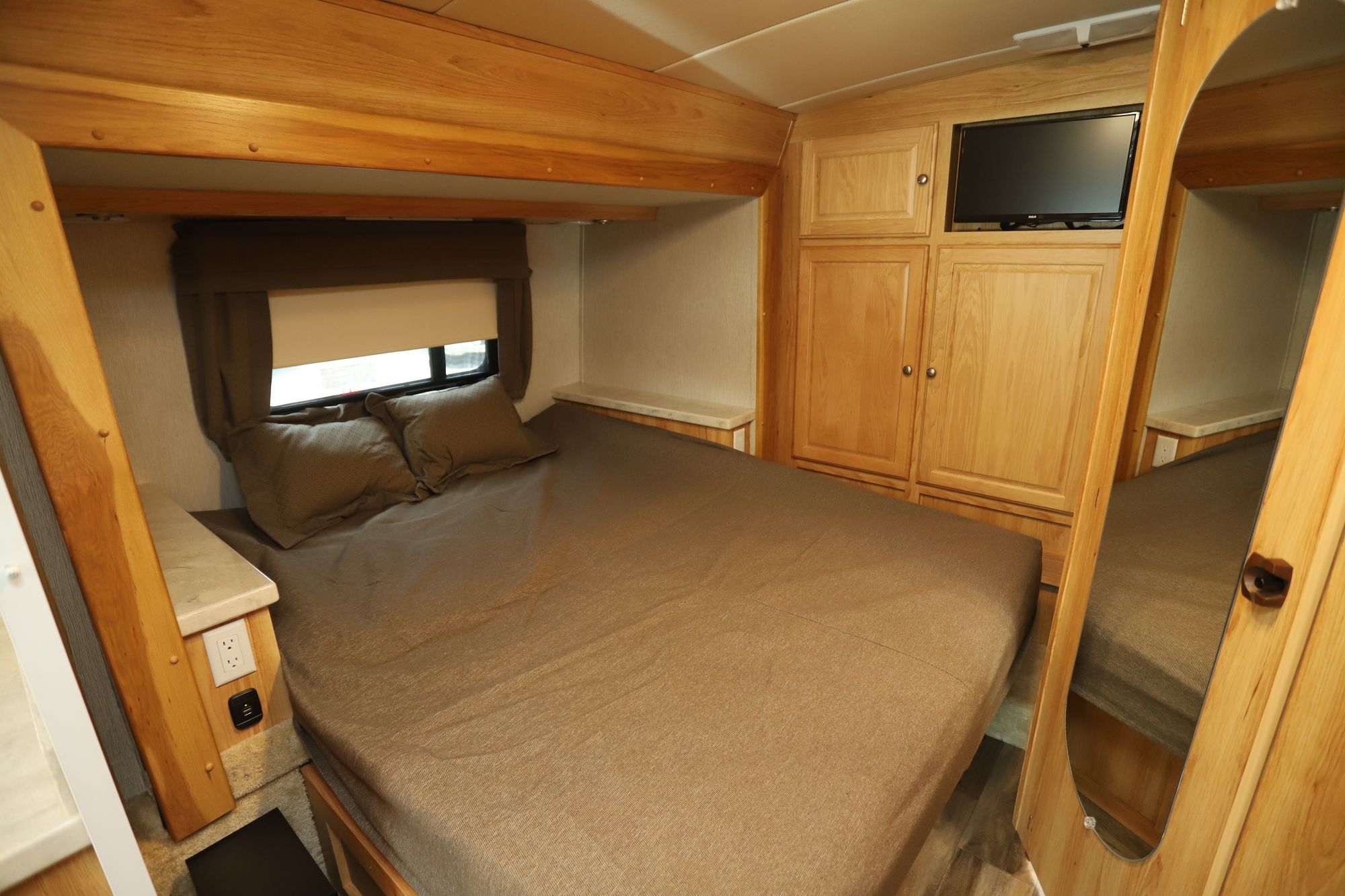 Used 2021 Phoenix Cruiser 2351D Class C  For Sale