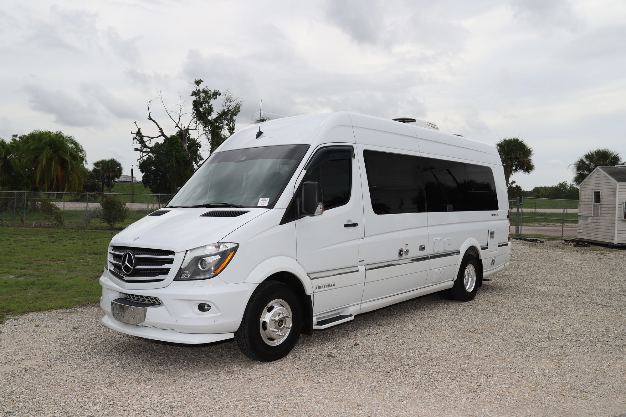 Used 2015 Airstream Interstate LOUNGE Class B  For Sale