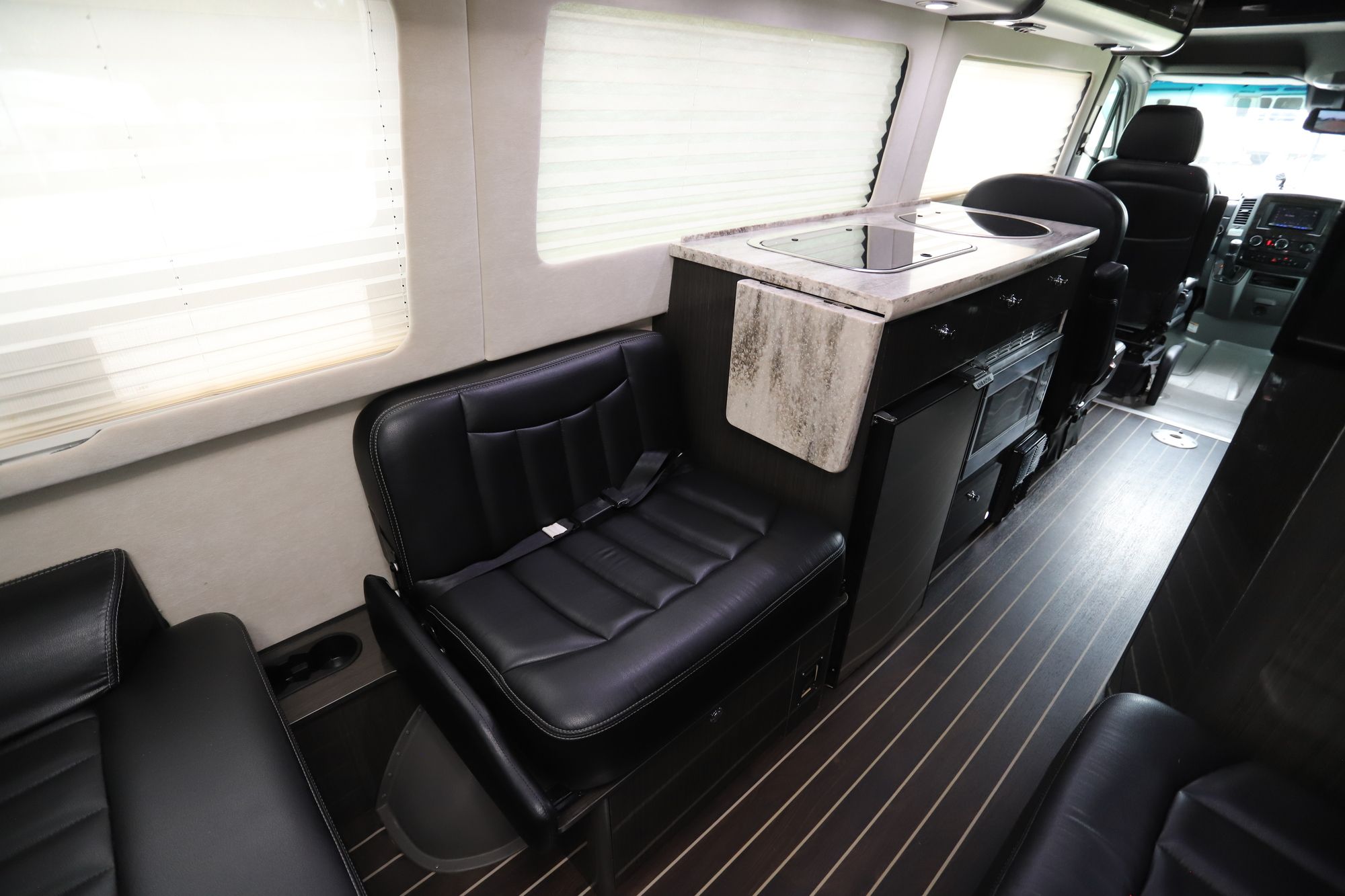 Used 2015 Airstream Interstate LOUNGE Class B  For Sale