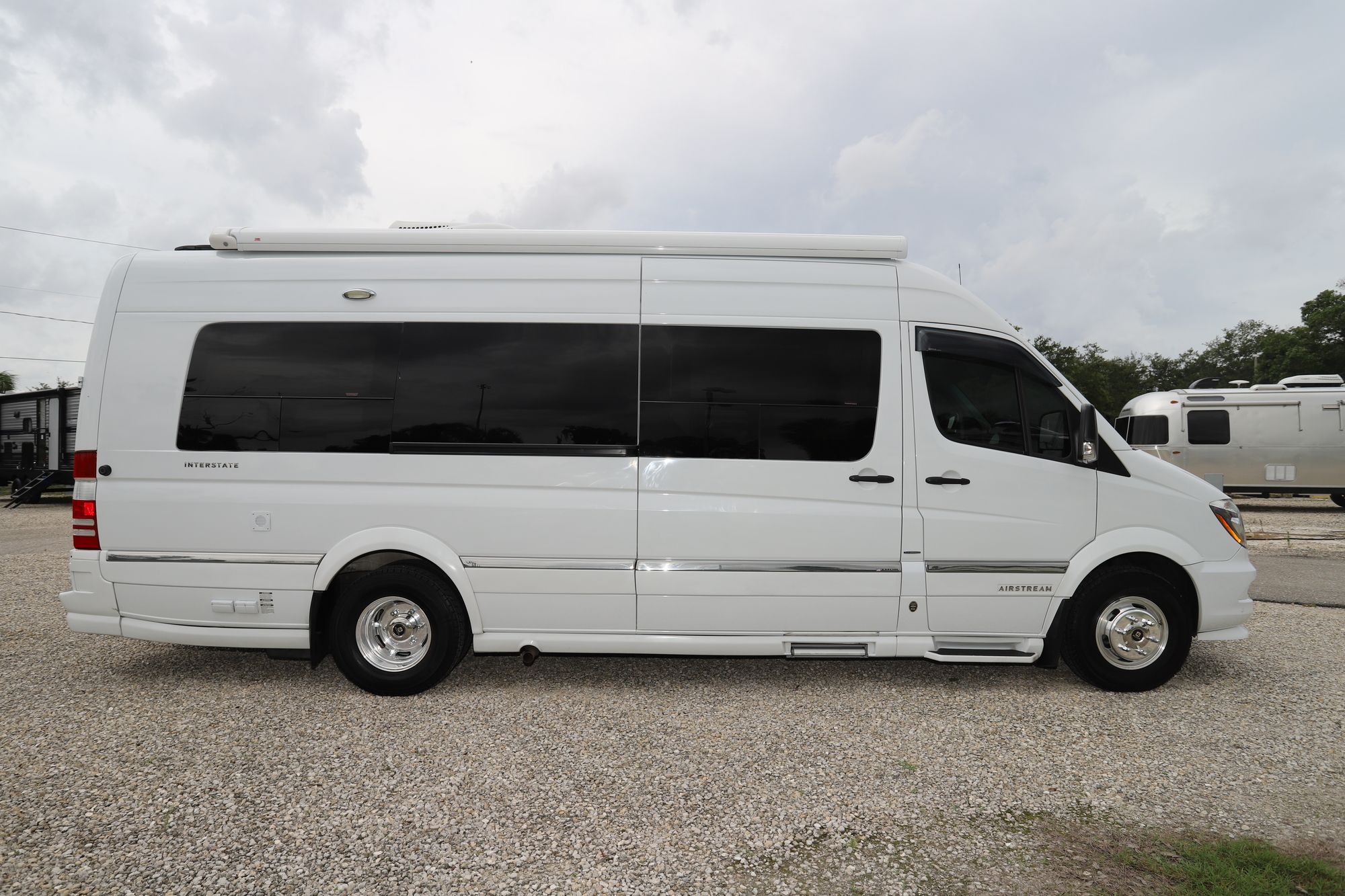 Used 2015 Airstream Interstate LOUNGE Class B  For Sale