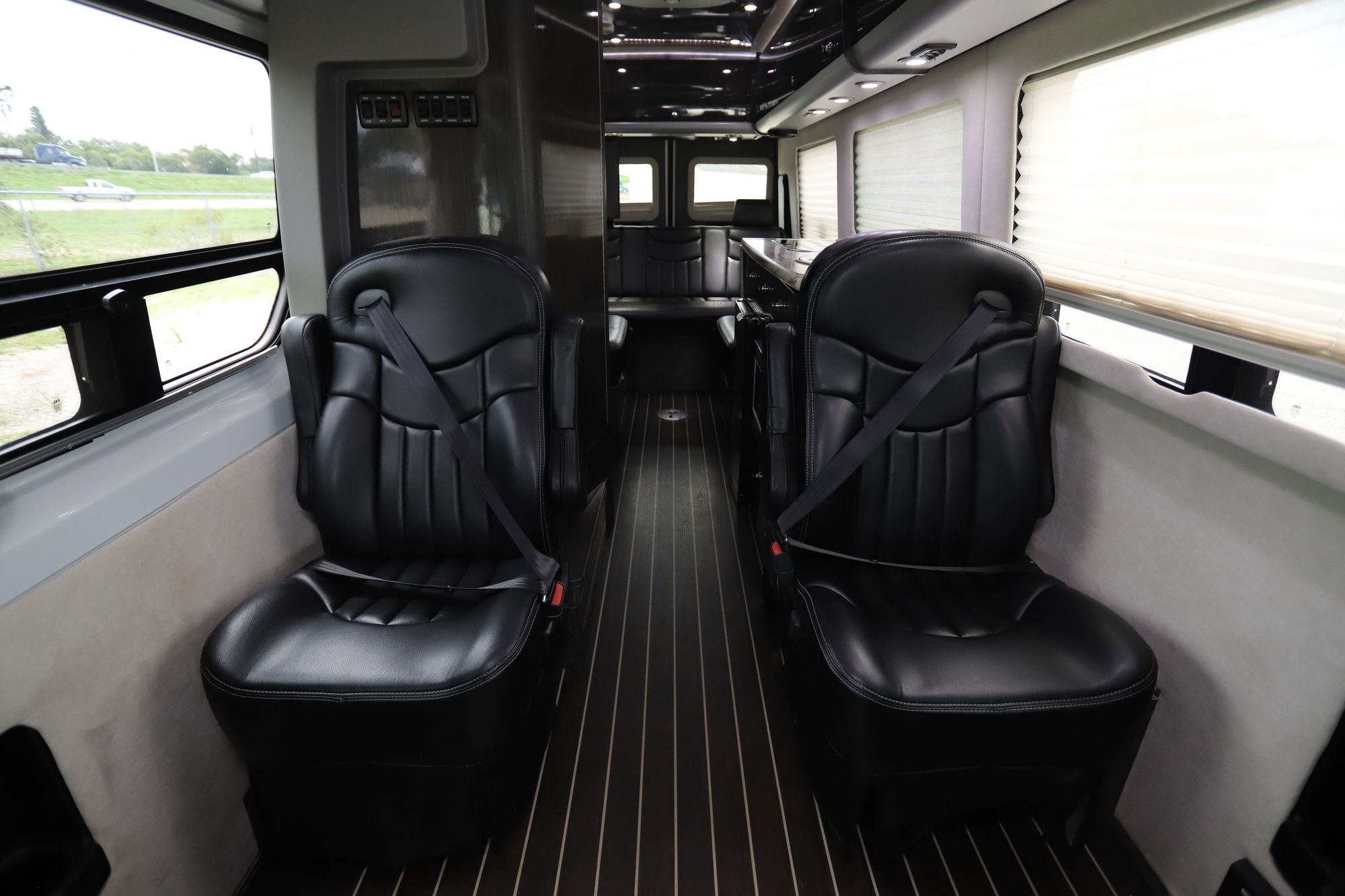 Used 2015 Airstream Interstate LOUNGE Class B  For Sale