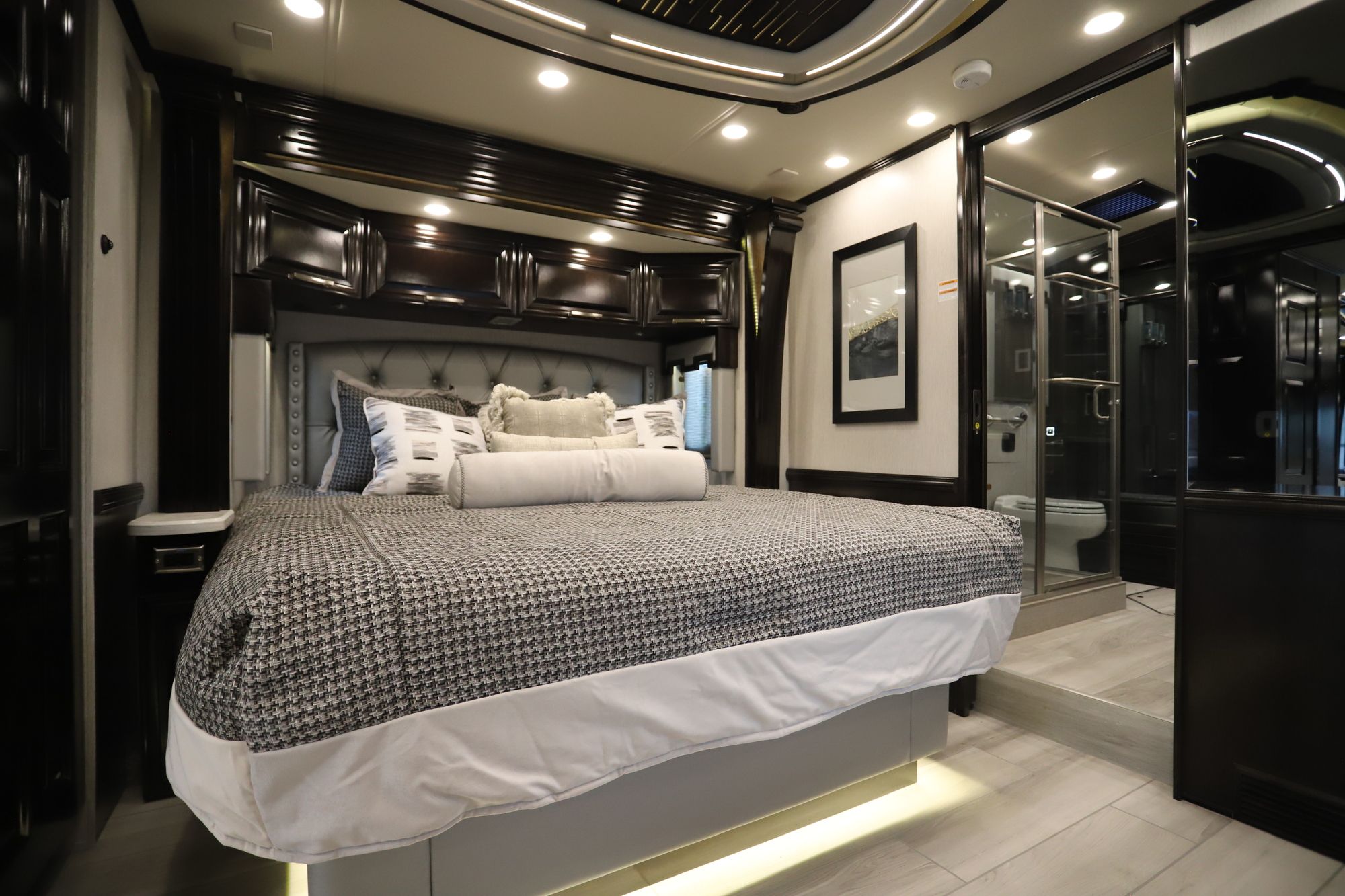 New 2021 Newmar London Aire 4551 Class A  For Sale