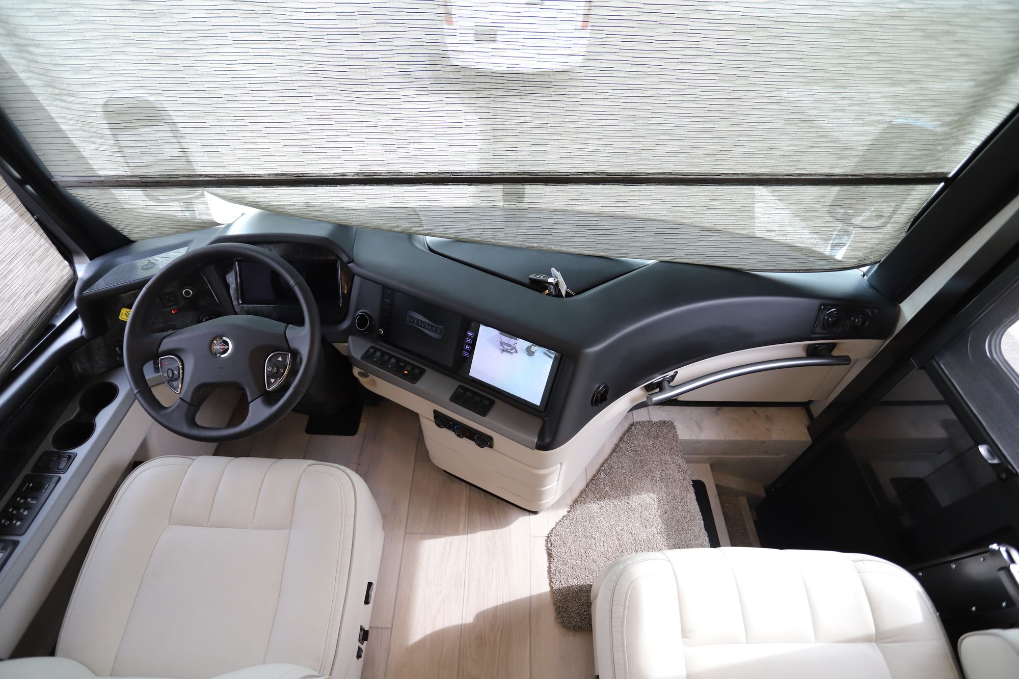 New 2021 Newmar London Aire 4551 Class A  For Sale