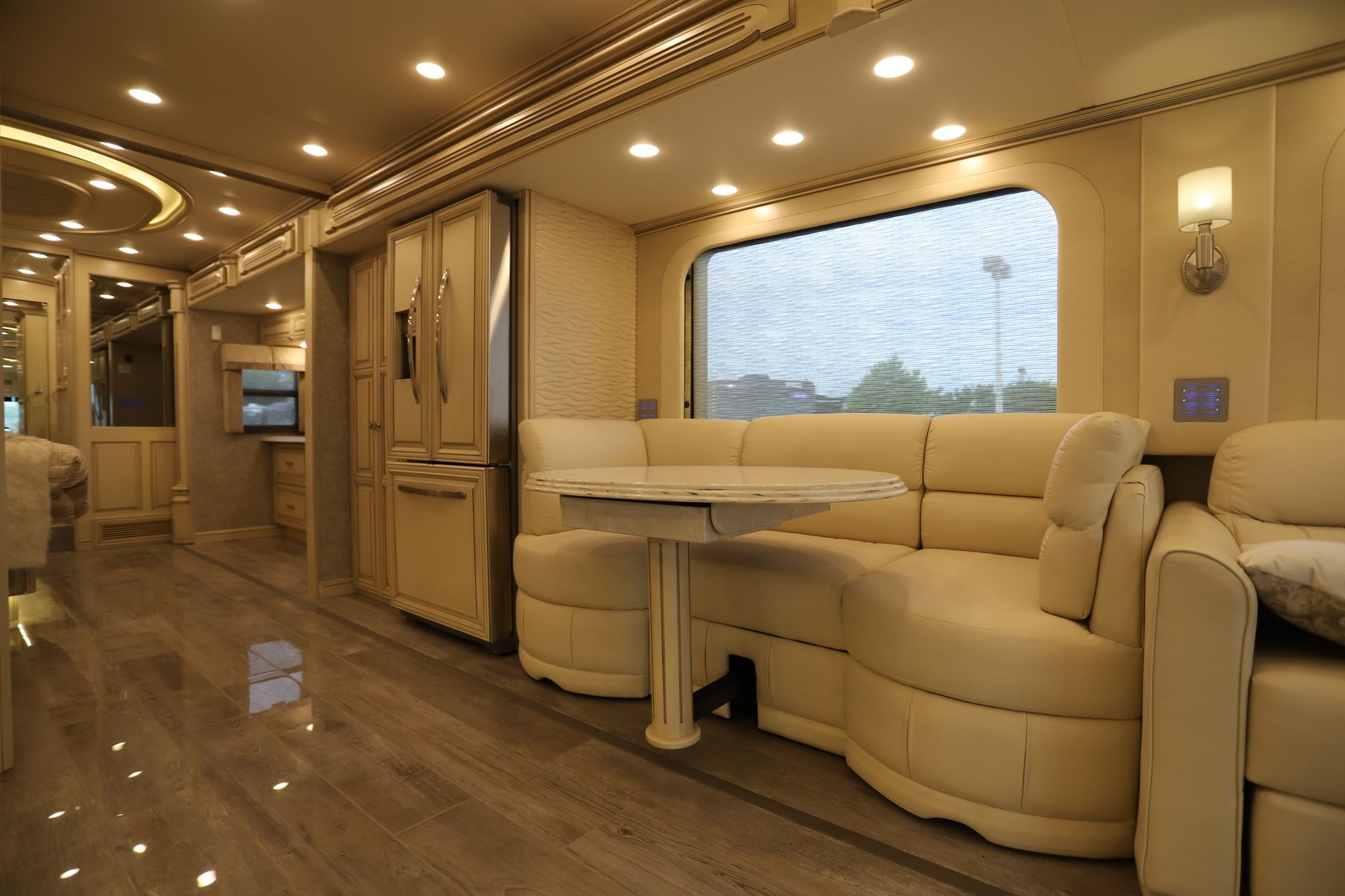 Used 2019 Newmar Essex 4551 Class A  For Sale