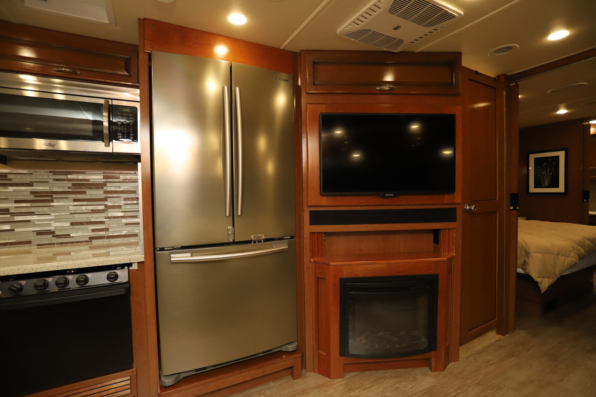 Used 2018 Fleetwood Bounder 35K Class A  For Sale