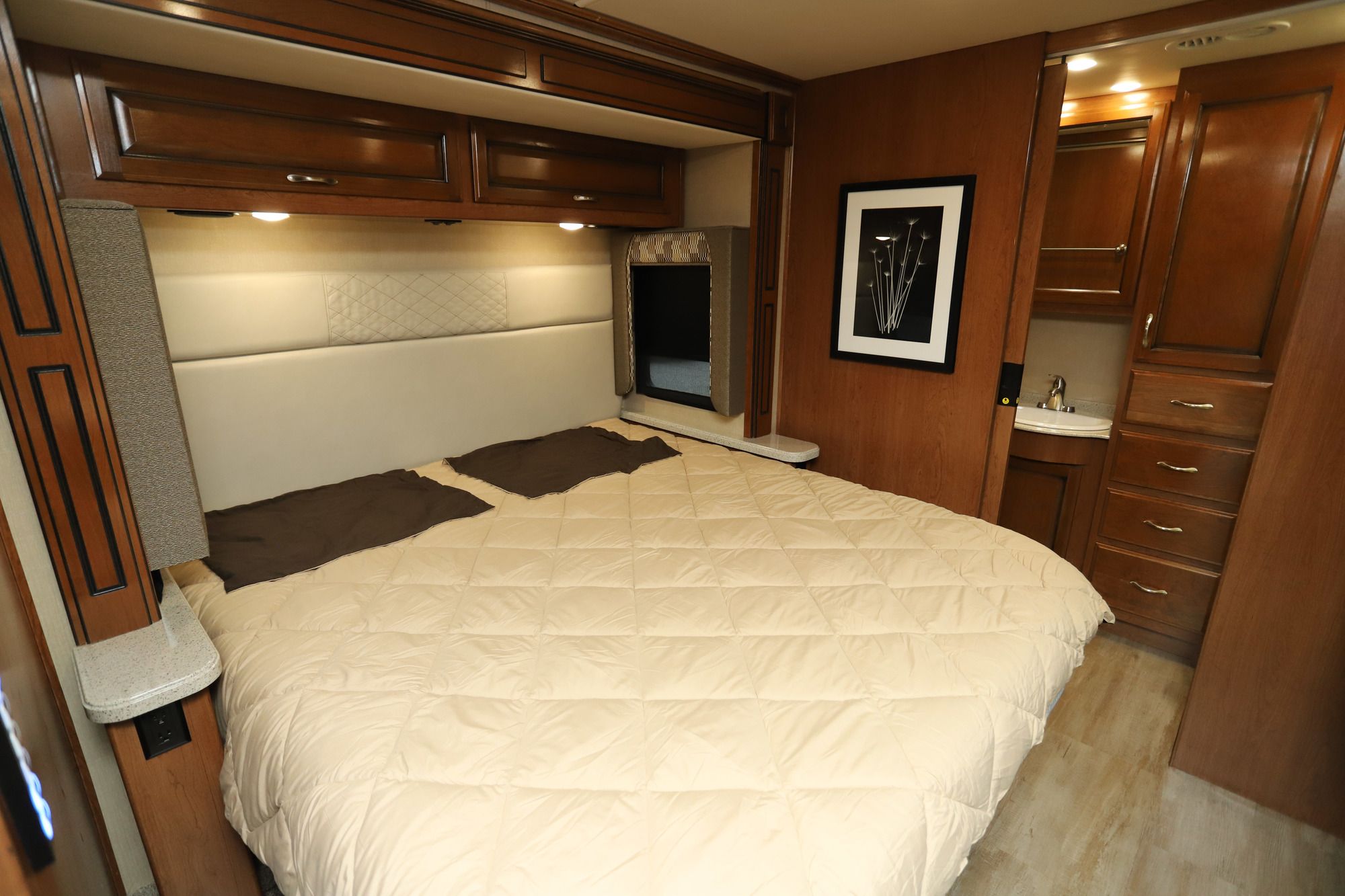Used 2018 Fleetwood Bounder 35K Class A  For Sale