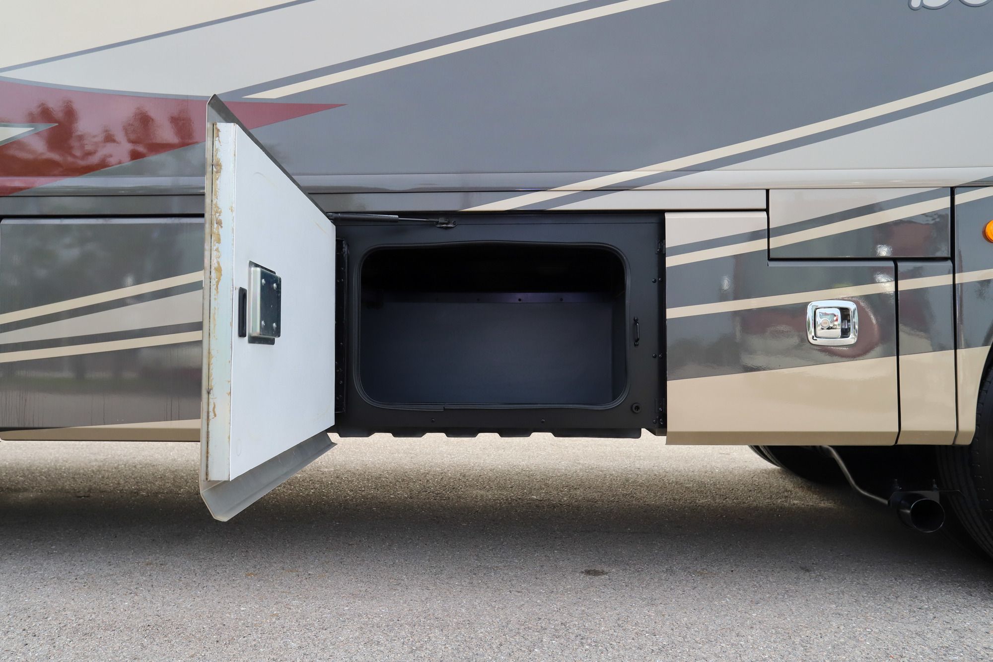 Used 2018 Fleetwood Bounder 35K Class A  For Sale