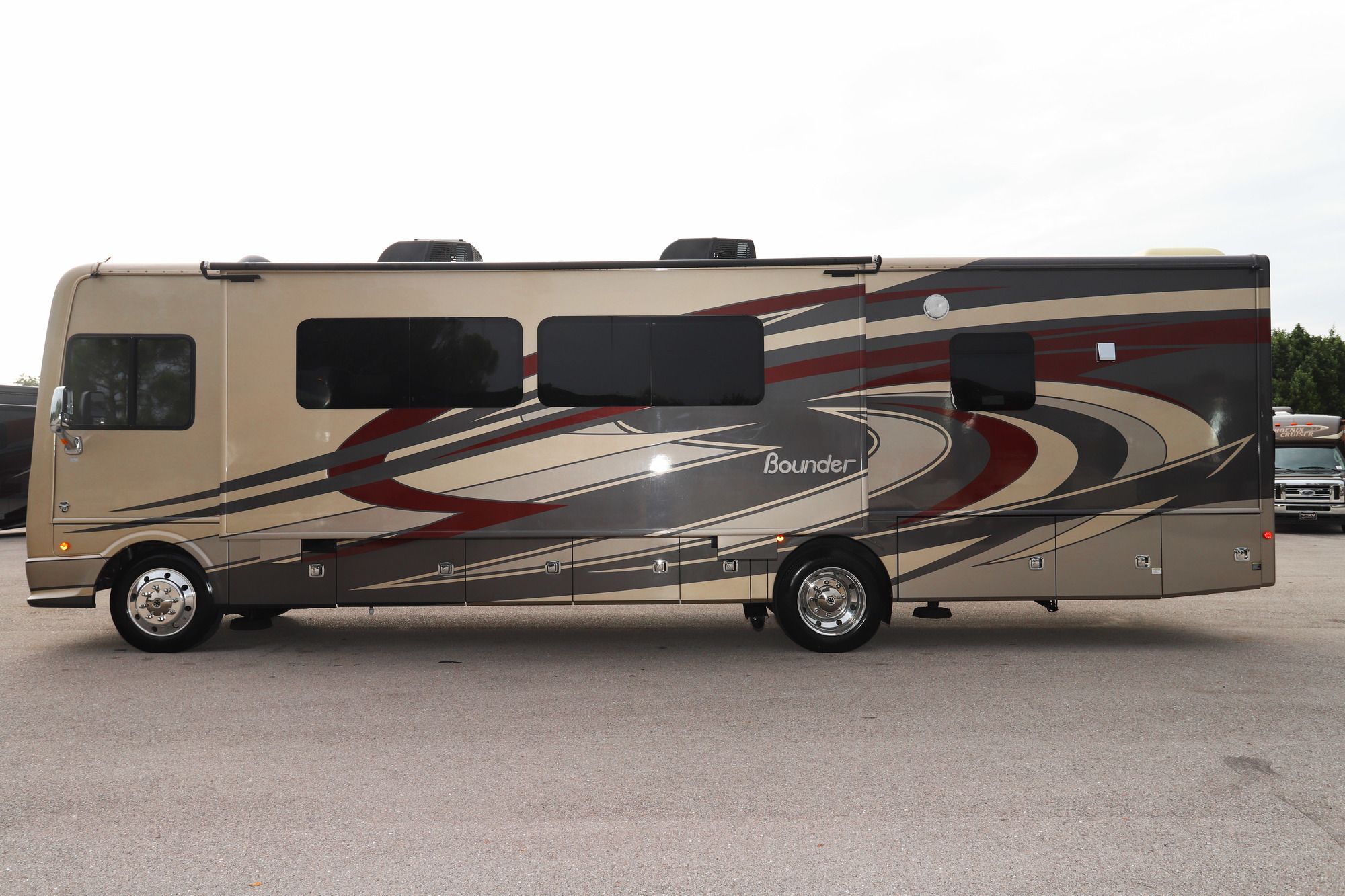 Used 2018 Fleetwood Bounder 35K Class A  For Sale
