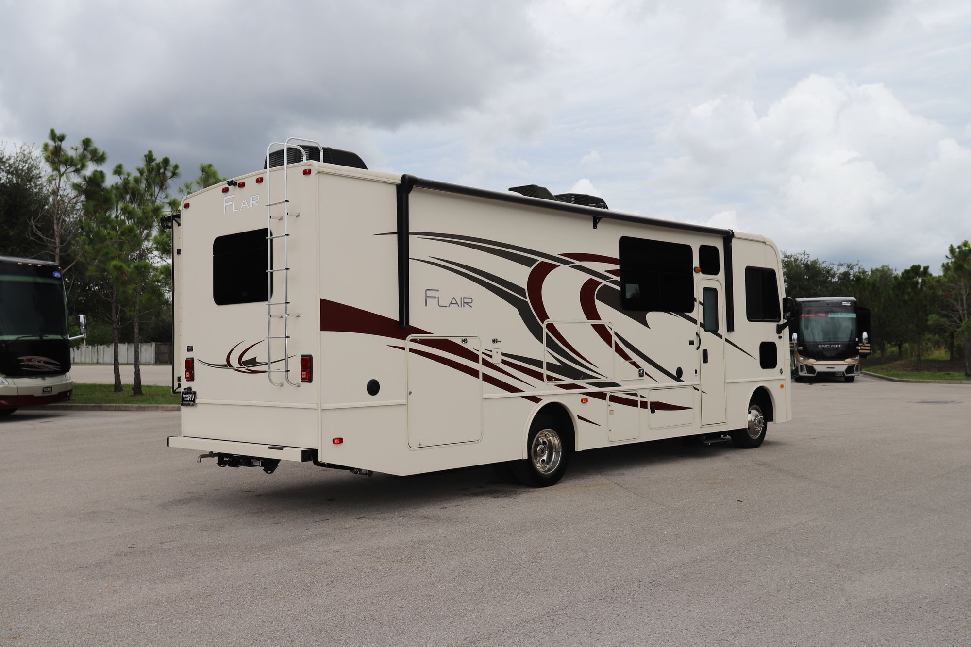 Used 2020 Fleetwood Flair 29M Class A  For Sale