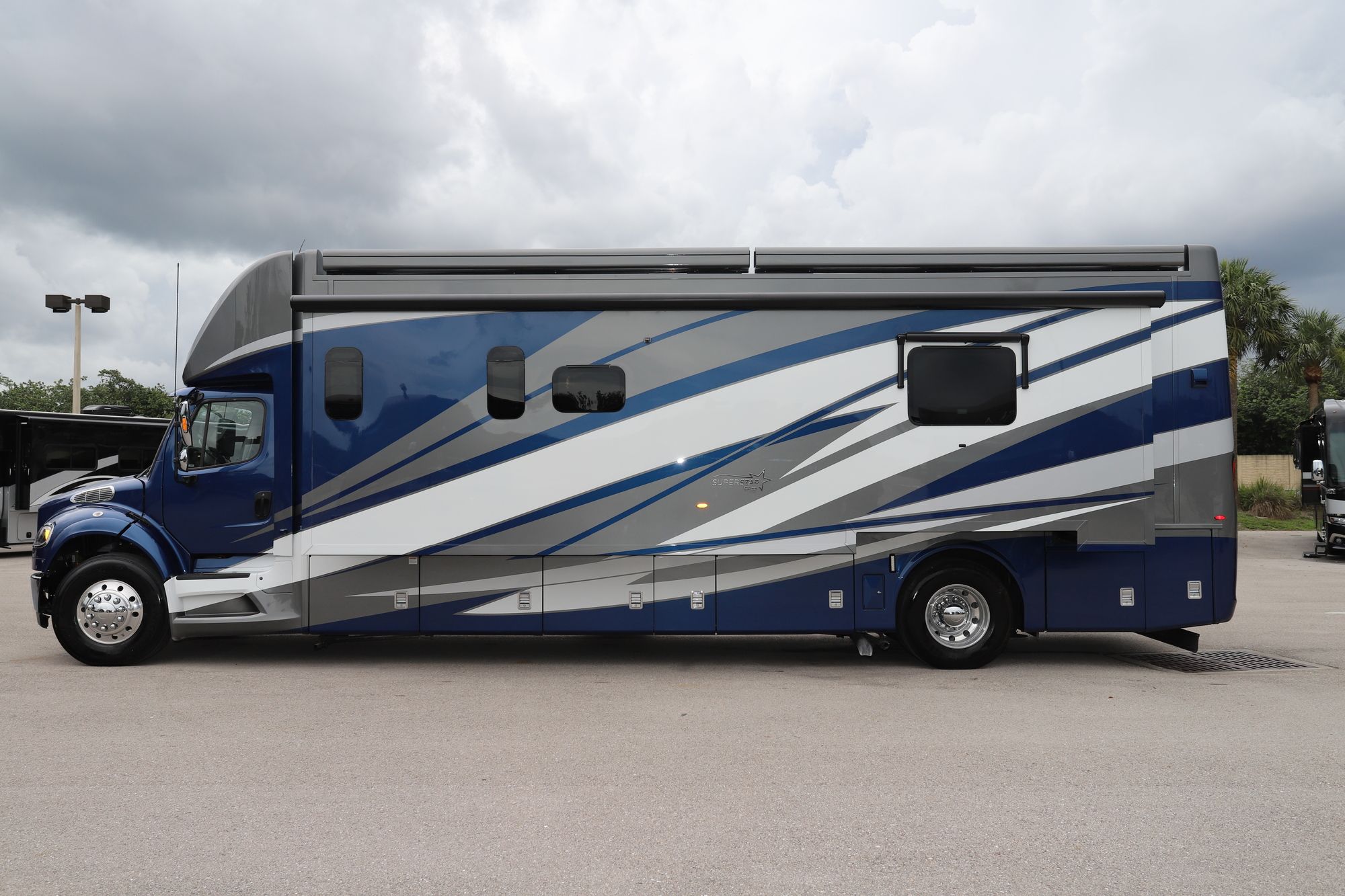 New 2021 Newmar Super Star 3746 Super C  For Sale