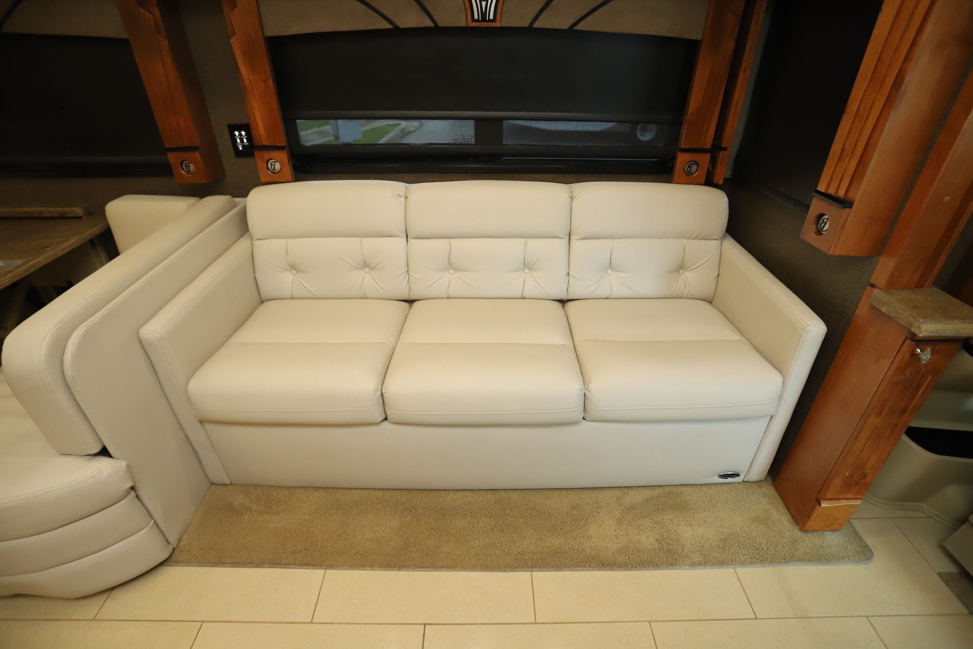 Used 2016 Tiffin Motor Homes Phaeton 40QKH Class A  For Sale