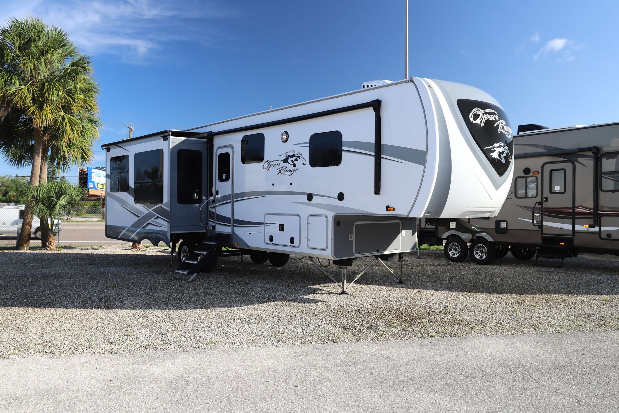 Used 2019 Highland Ridge Open Range 314RLS Fifth Wheel  For Sale