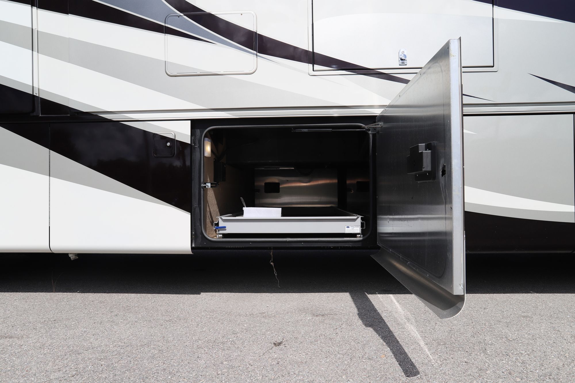 Used 2018 Tiffin Motor Homes Phaeton 40IH Class A  For Sale