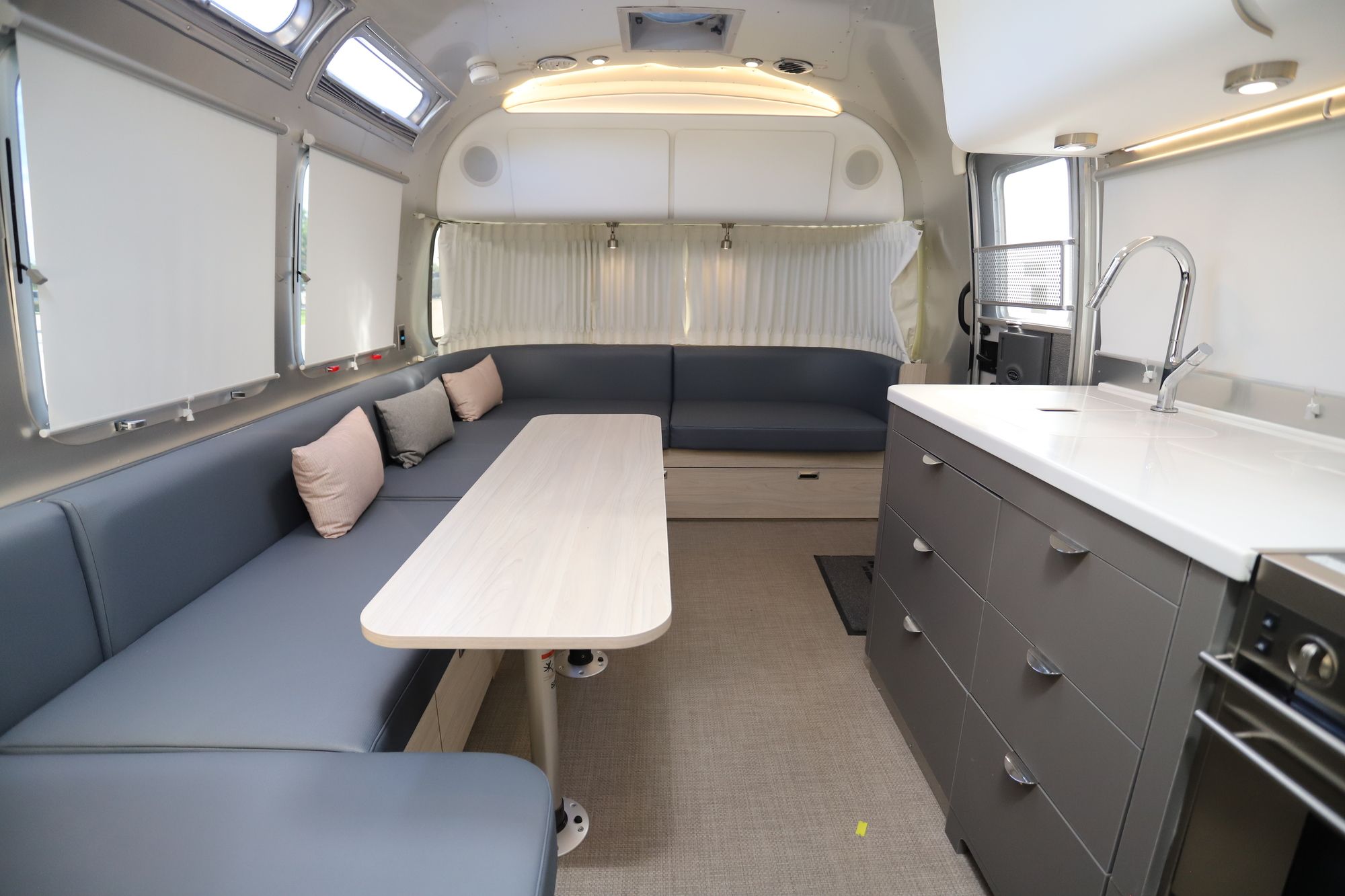 Used 2020 Airstream Globetrotter 30RB Travel Trailer  For Sale