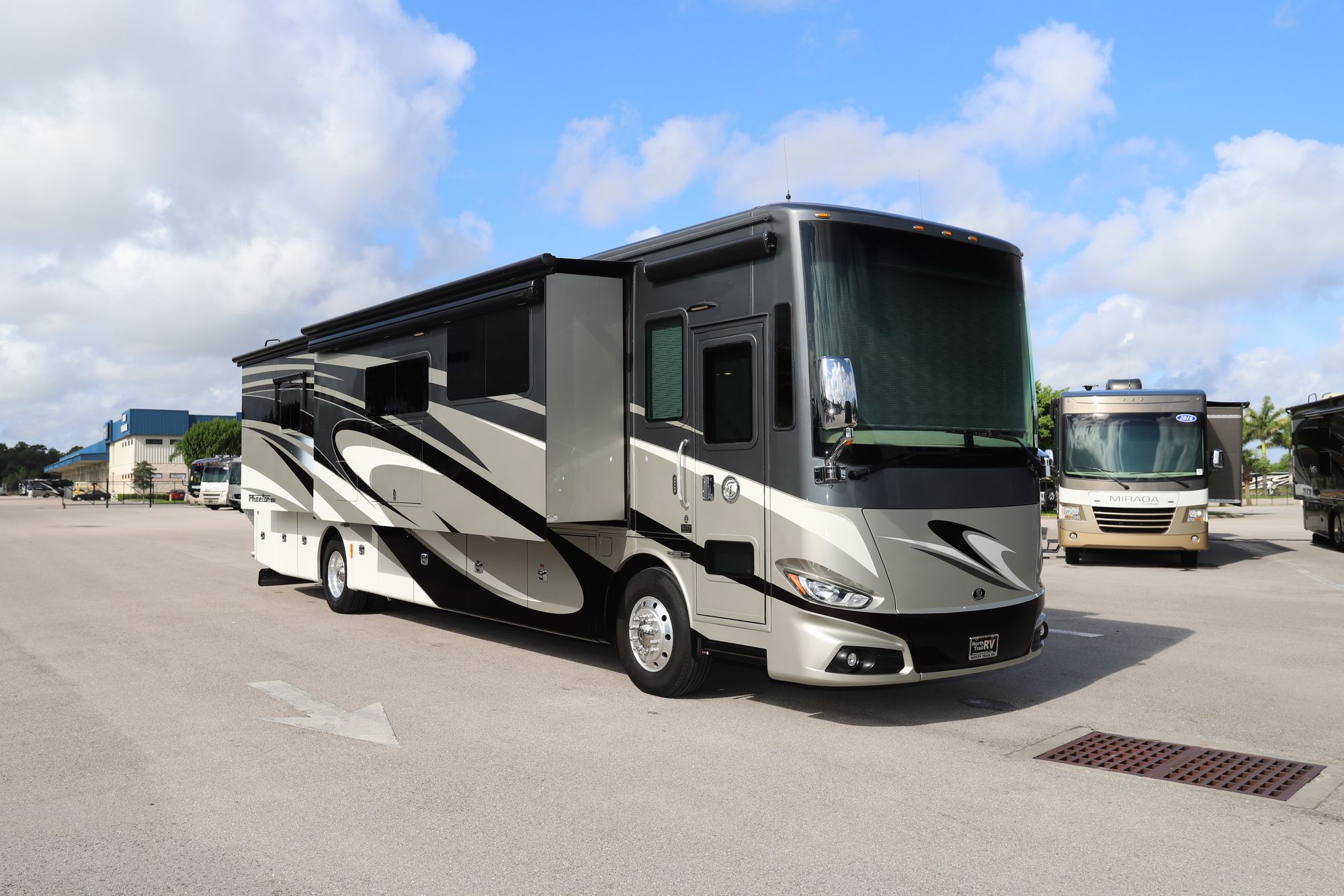 Used 2018 Tiffin Motor Homes Phaeton 40IH Class A  For Sale