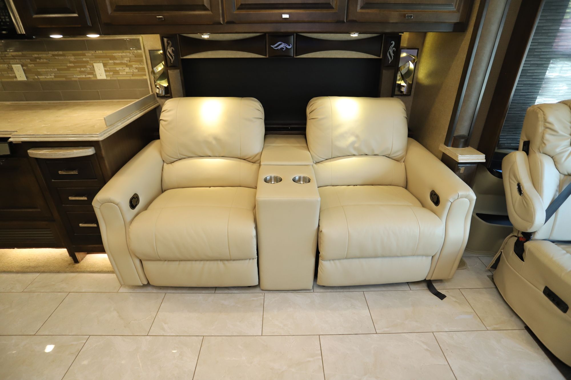 Used 2018 Tiffin Motor Homes Phaeton 40IH Class A  For Sale