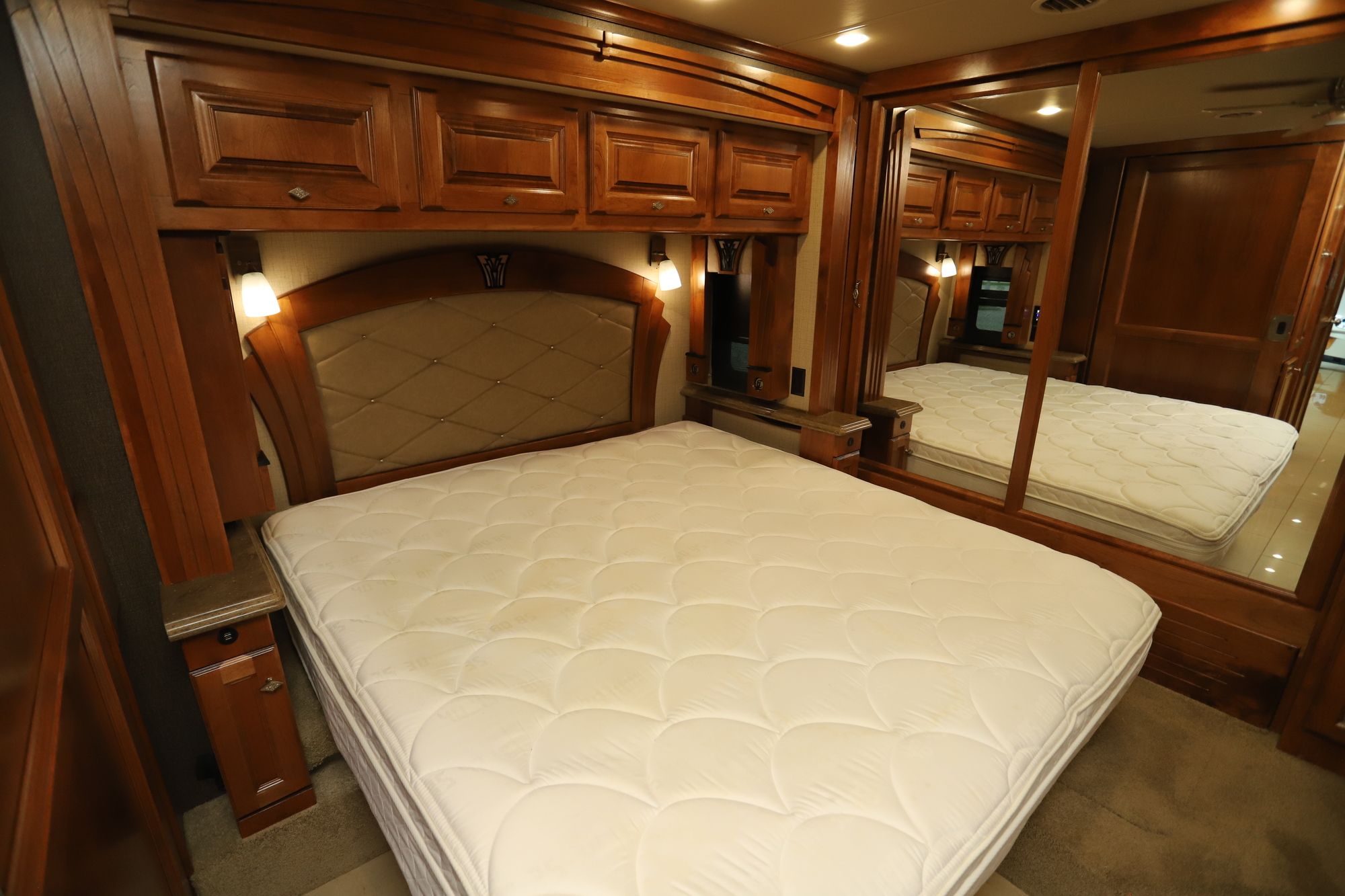 Used 2016 Tiffin Motor Homes Phaeton 40QKH Class A  For Sale