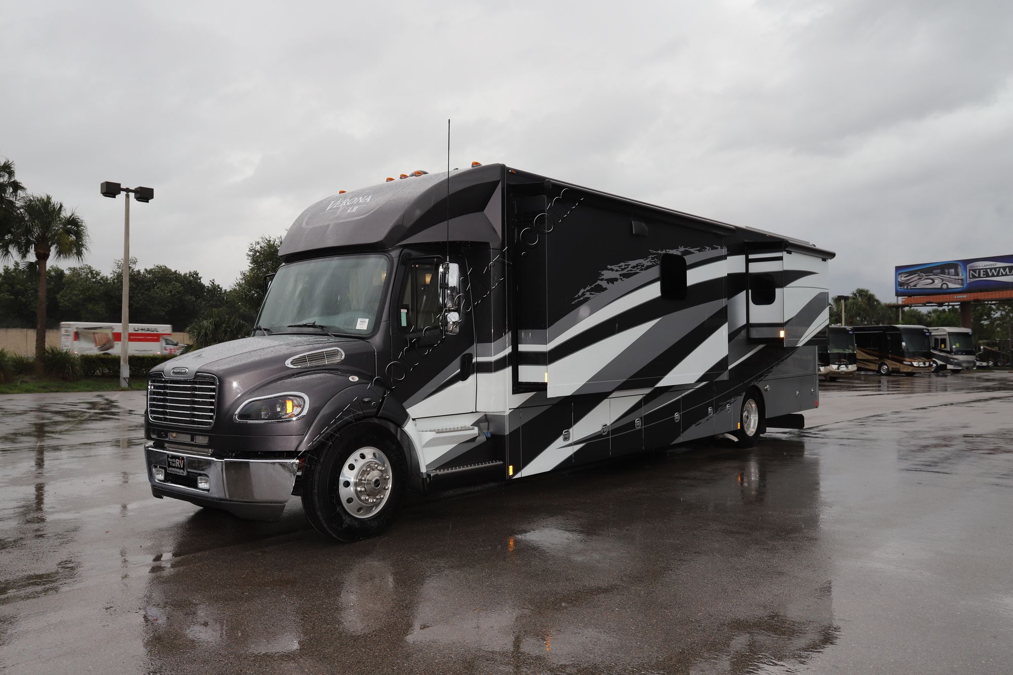 Used 2020 Renegade Rv Verona Le 40LRB Super C  For Sale