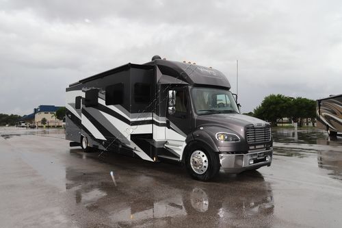 Renegade RV class C & super C new & used motorhomes for sale