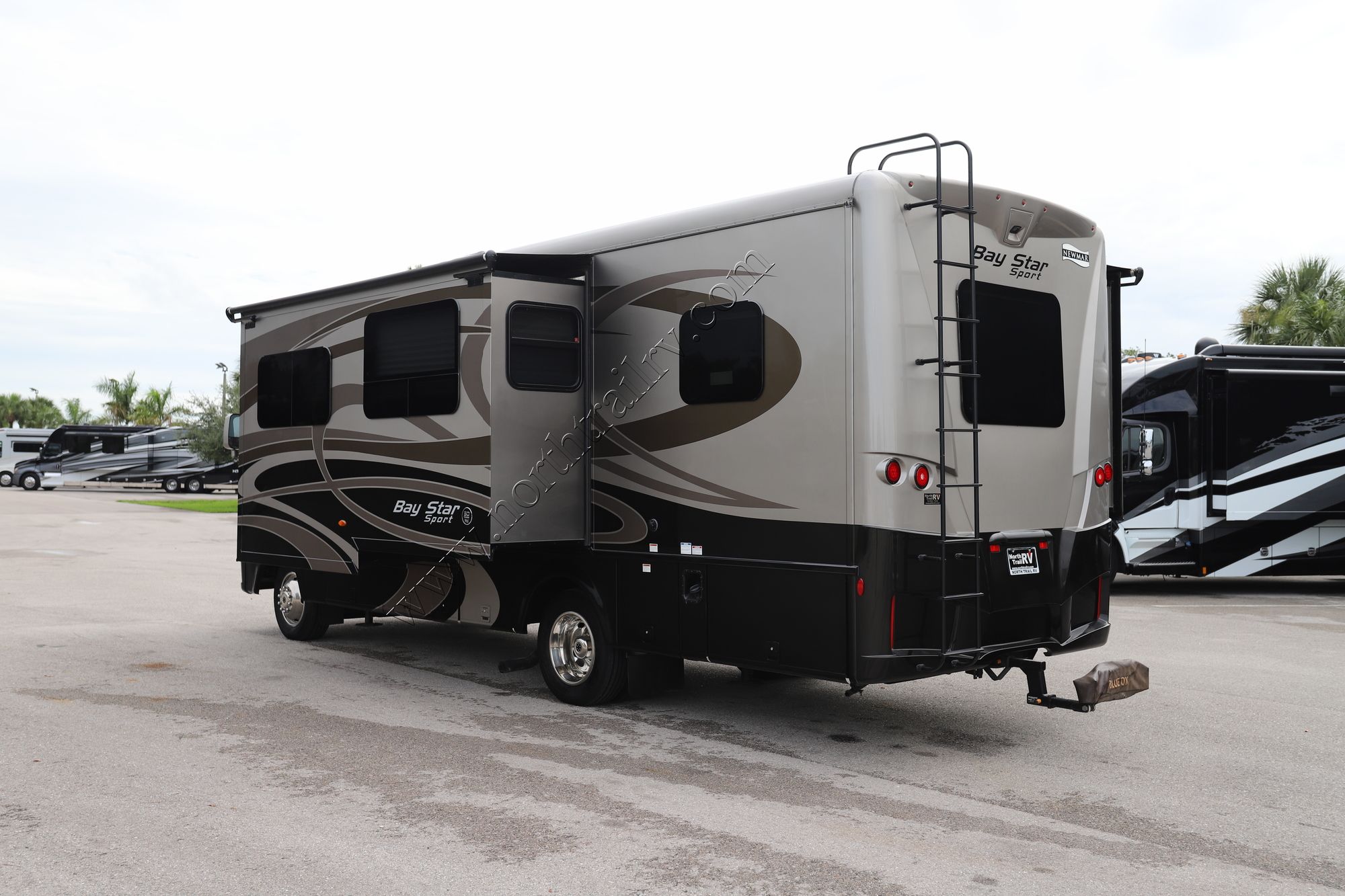 Used 2018 Newmar Bay Star Sport 2702 Class A  For Sale