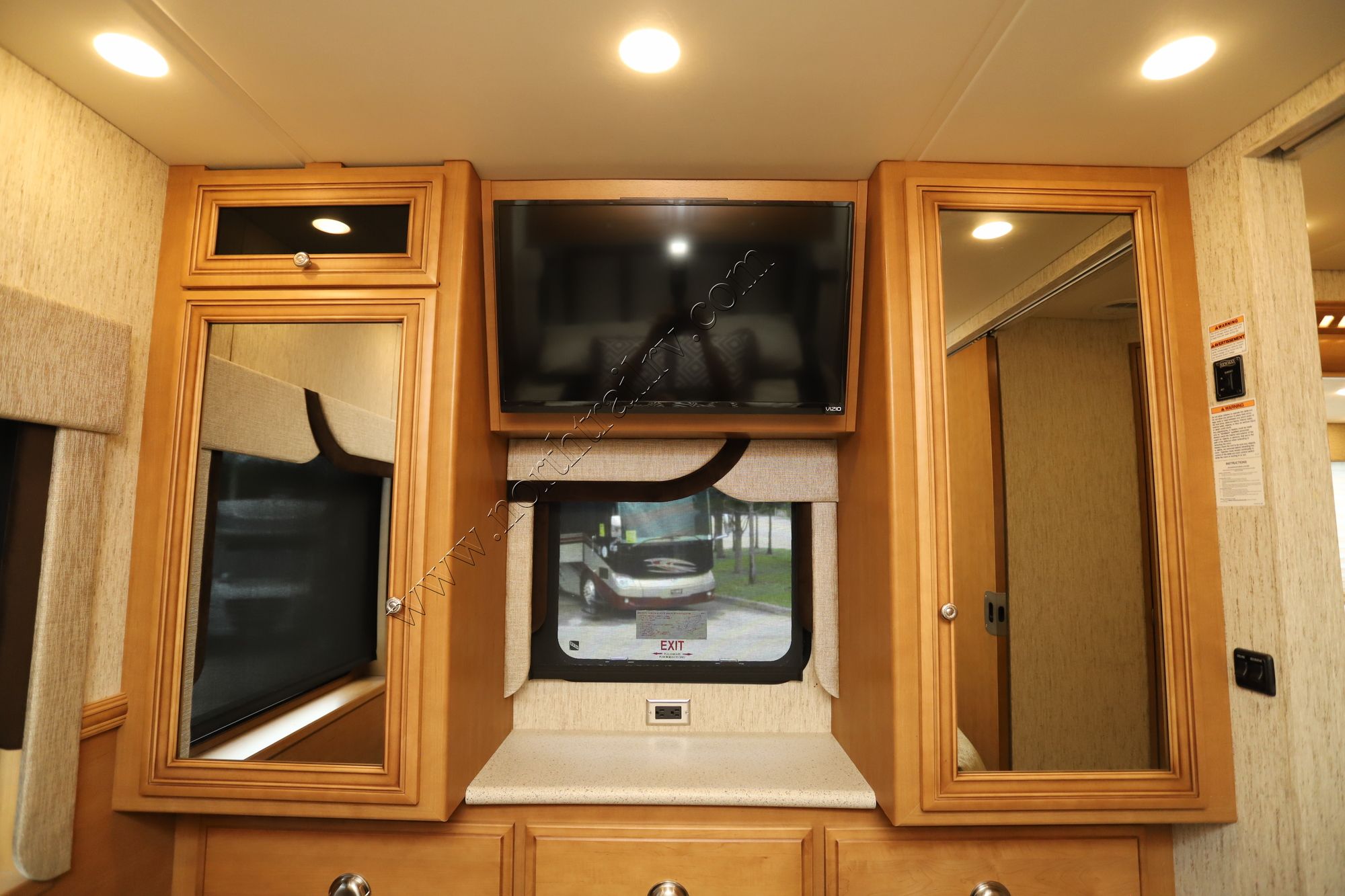 Used 2018 Newmar Bay Star Sport 2702 Class A  For Sale