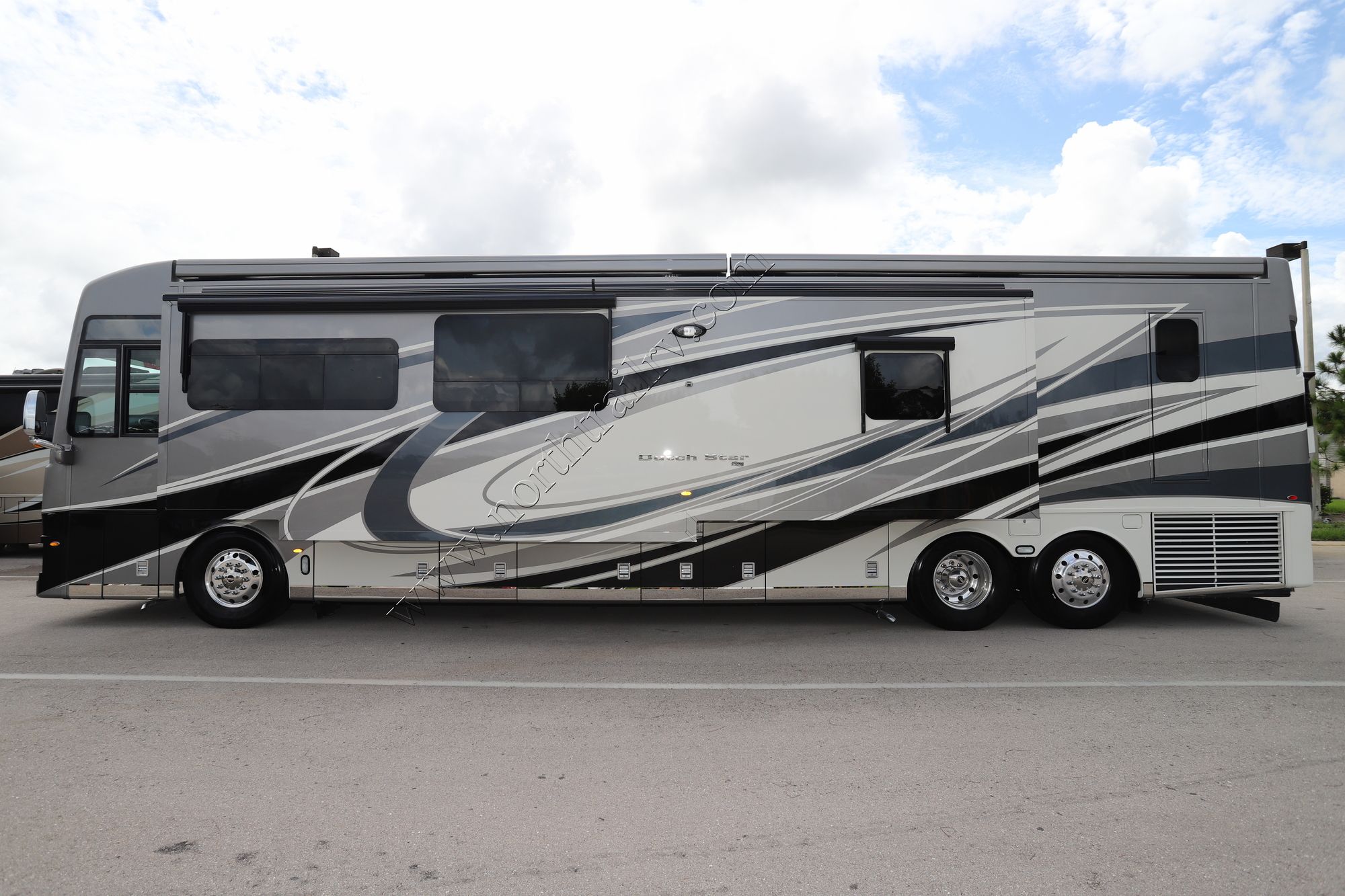 New 2021 Newmar Dutch Star 4369 Class A  For Sale