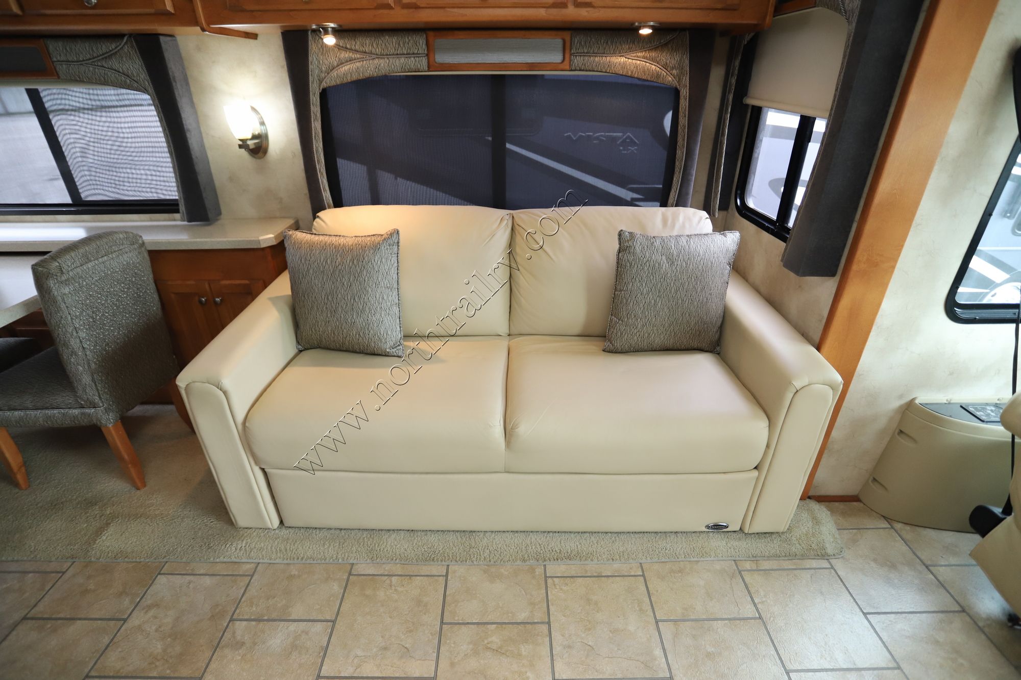 Used 2010 Tiffin Motor Homes Allegro Red 38QBA Class A  For Sale