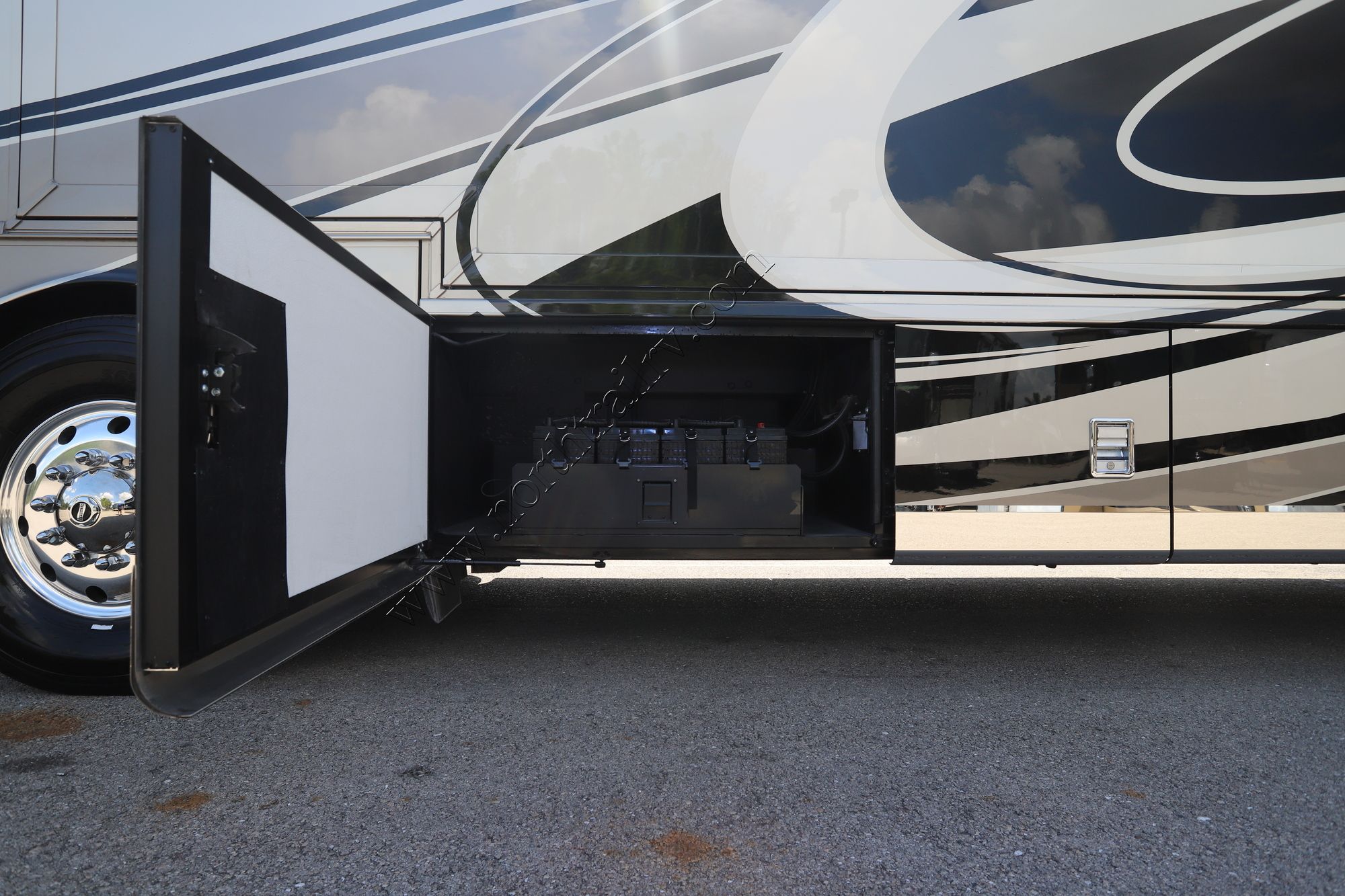 New 2021 Newmar Dutch Star 4369 Class A  For Sale