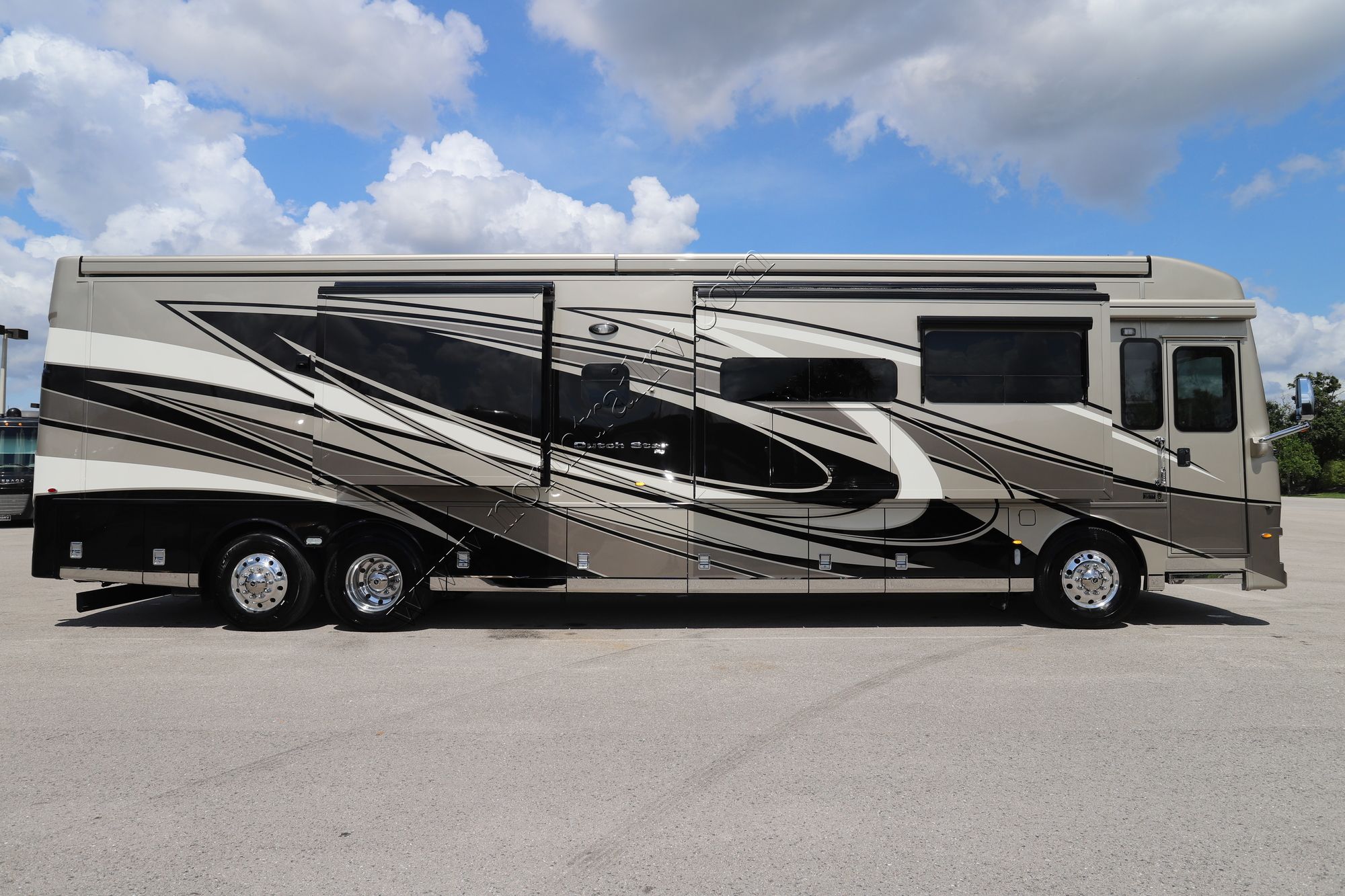 New 2021 Newmar Dutch Star 4369 Class A  For Sale