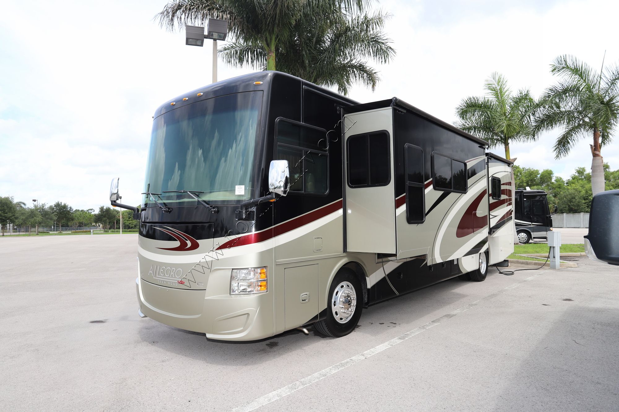 Used 2015 Tiffin Motor Homes Allegro Red 38QRA Class A  For Sale